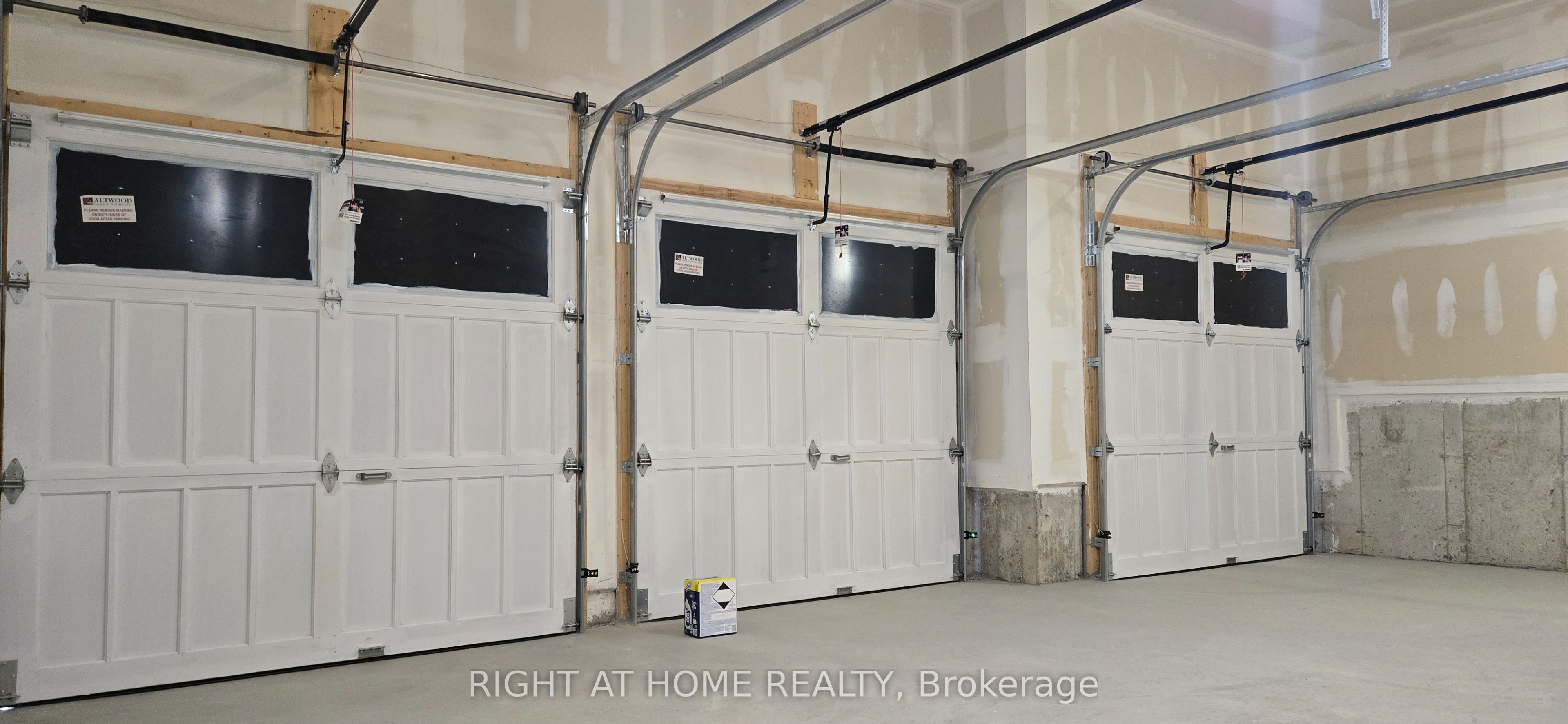 4 Max Bulmer Court Property Photo 31