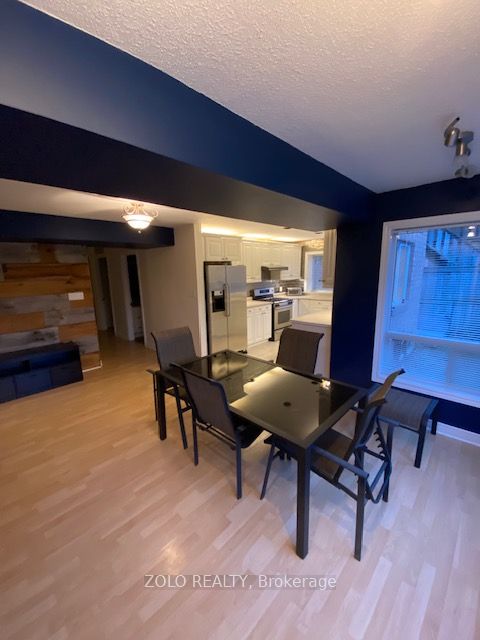 24 Coburn Crescent Property Photo 3