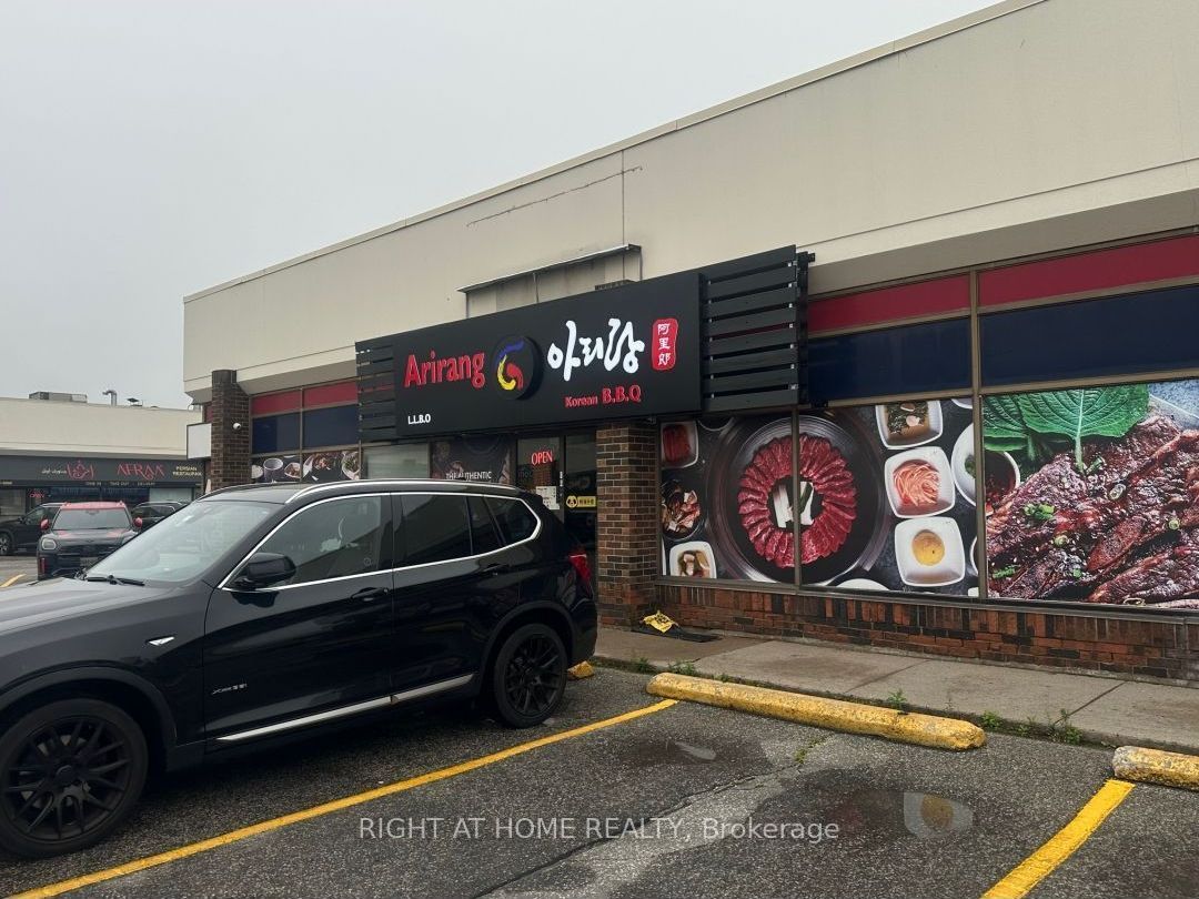 180 Steeles Avenue W 24 Property Photo 1