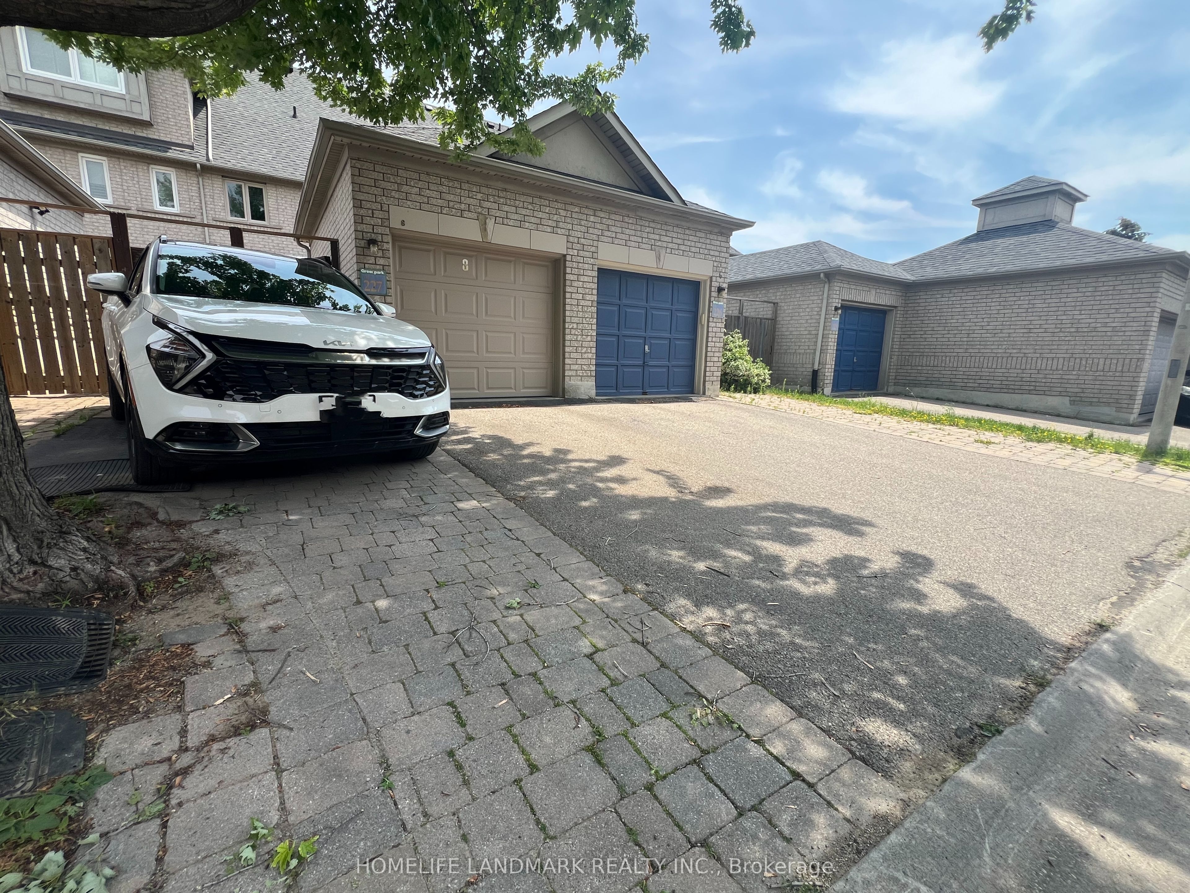8 Baffin Court Property Photo 14