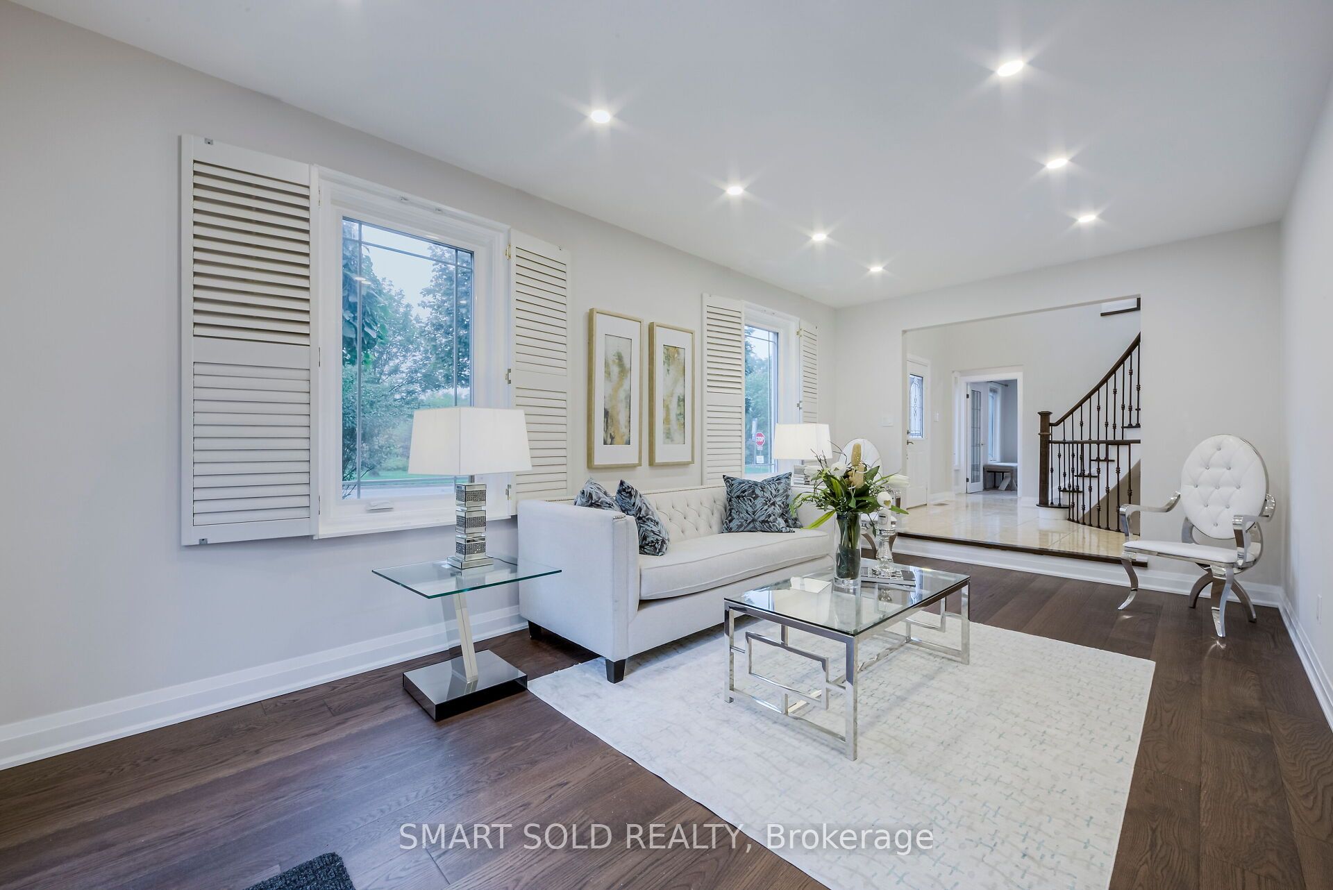 1 Tiffany Gate Property Photo 9