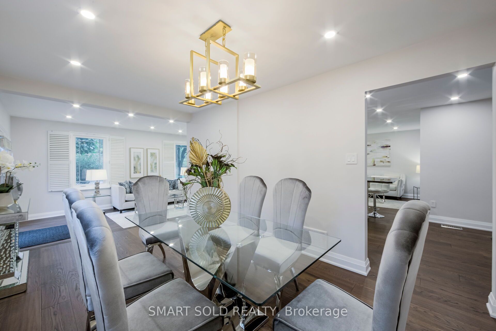 1 Tiffany Gate Property Photo 13