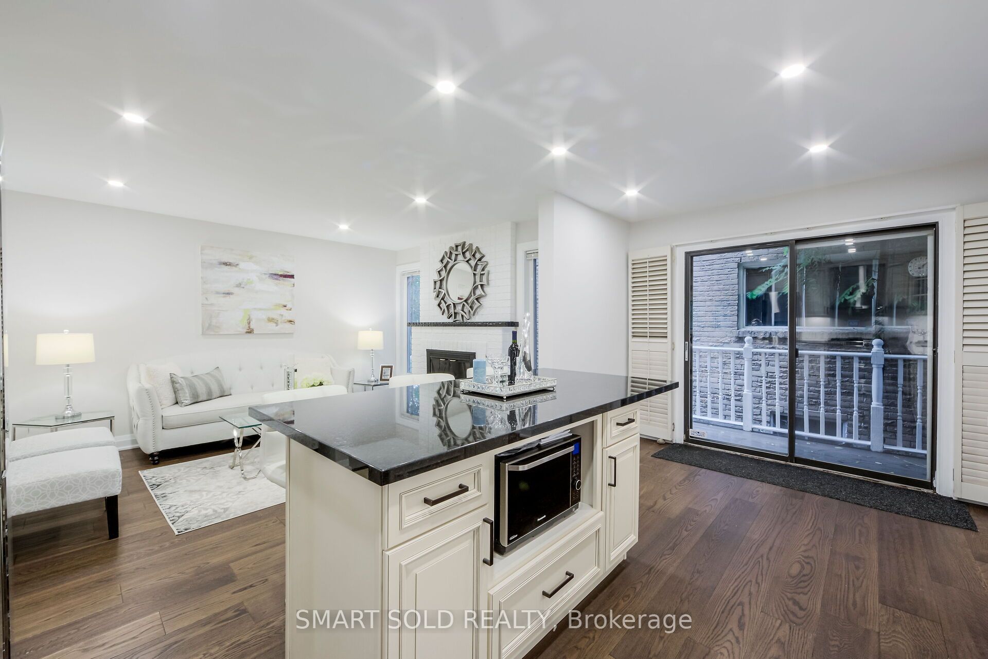 1 Tiffany Gate Property Photo 18