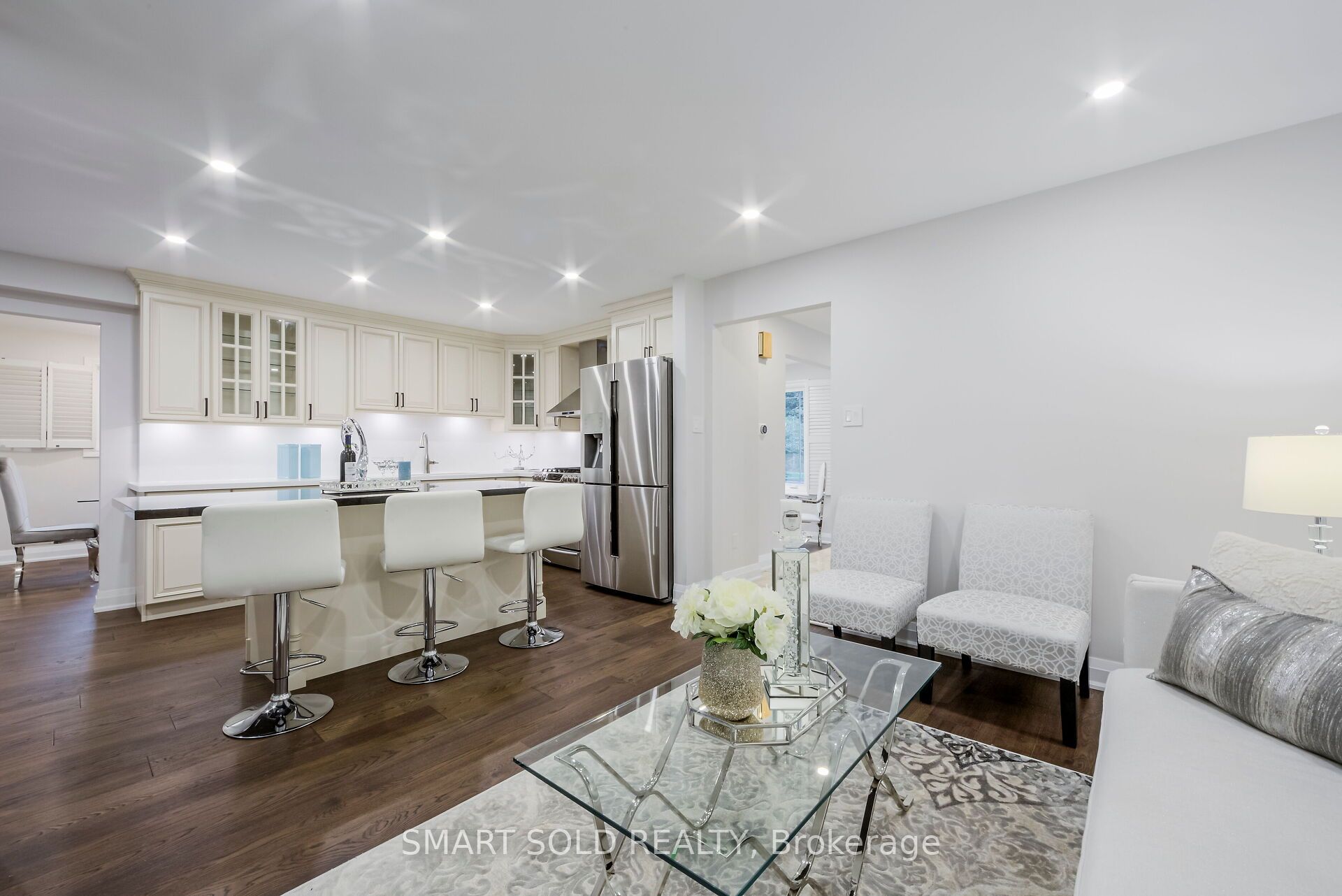1 Tiffany Gate Property Photo 23
