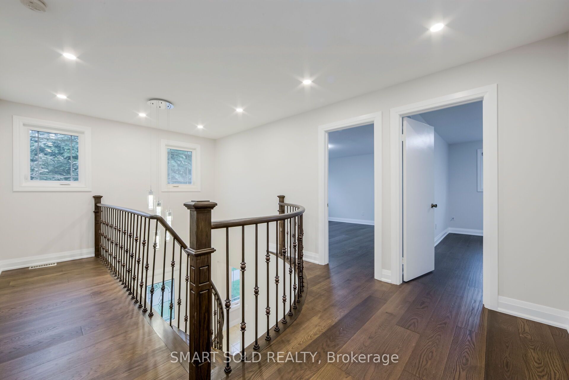 1 Tiffany Gate Property Photo 25
