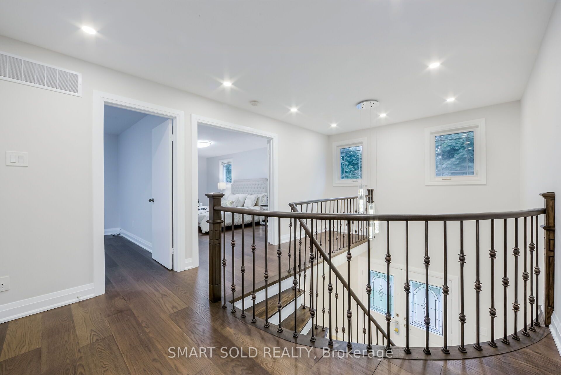 1 Tiffany Gate Property Photo 26