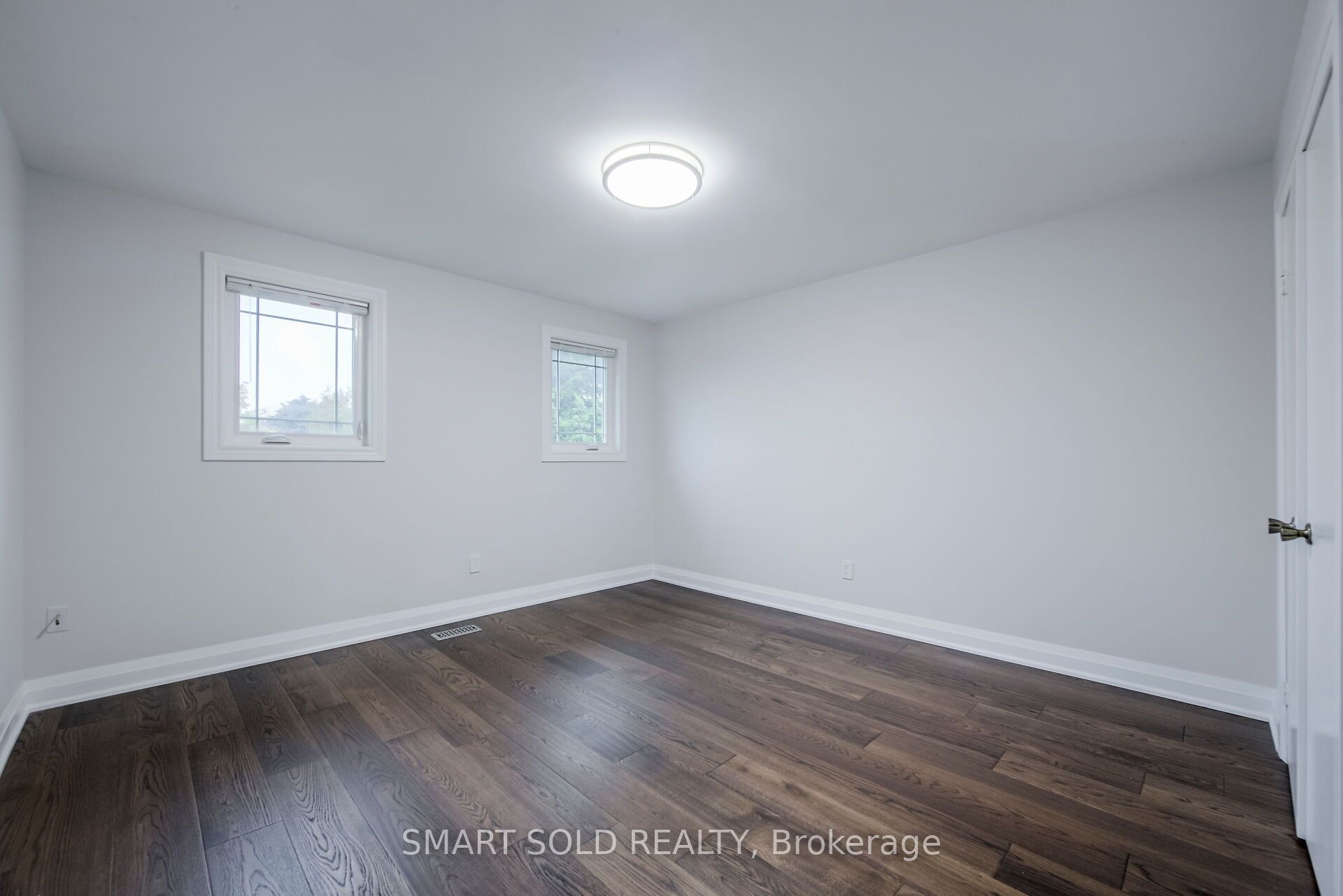 1 Tiffany Gate Property Photo 33