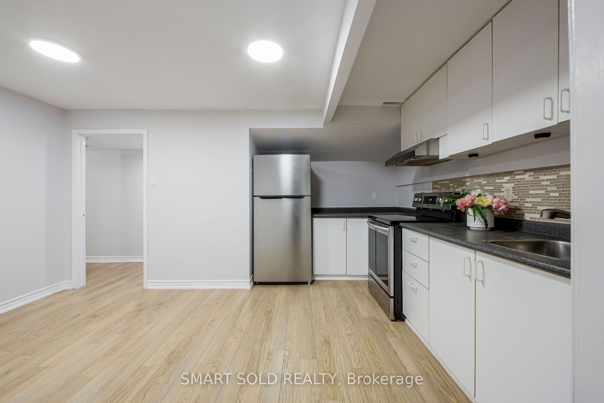 1 Tiffany Gate Property Photo 43