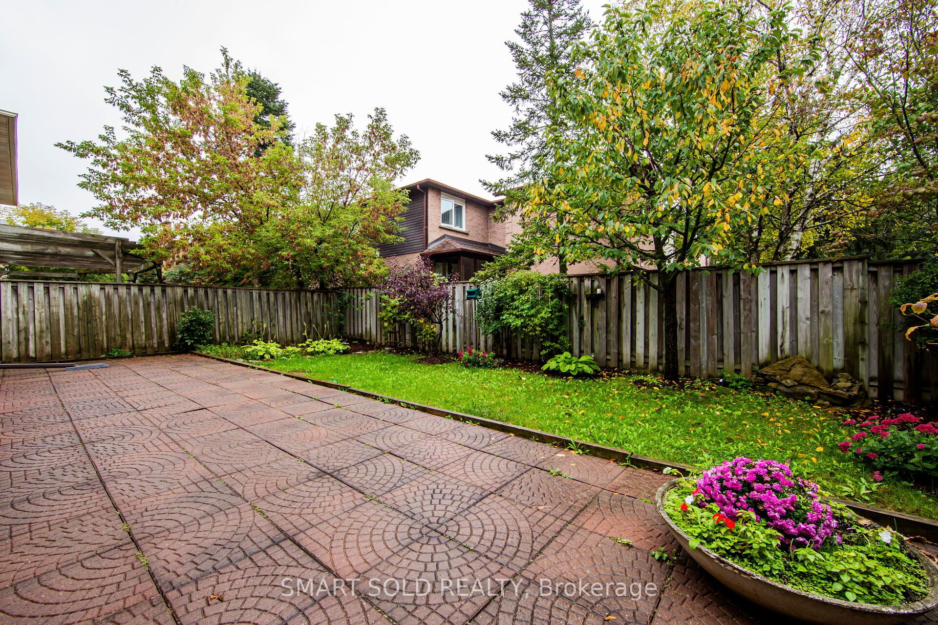 1 Tiffany Gate Property Photo 46