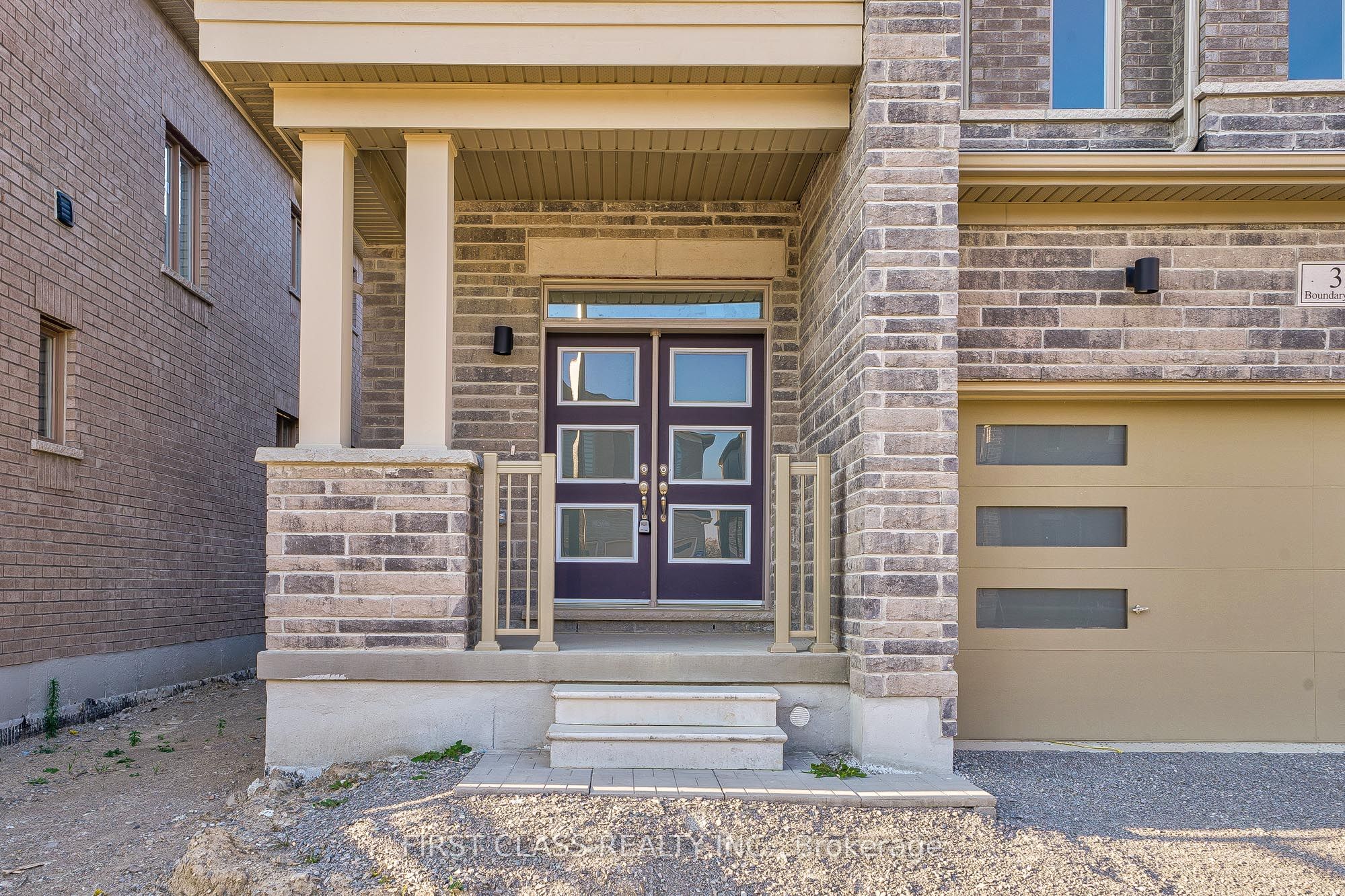 325 Boundary Boulevard Property Photo 1