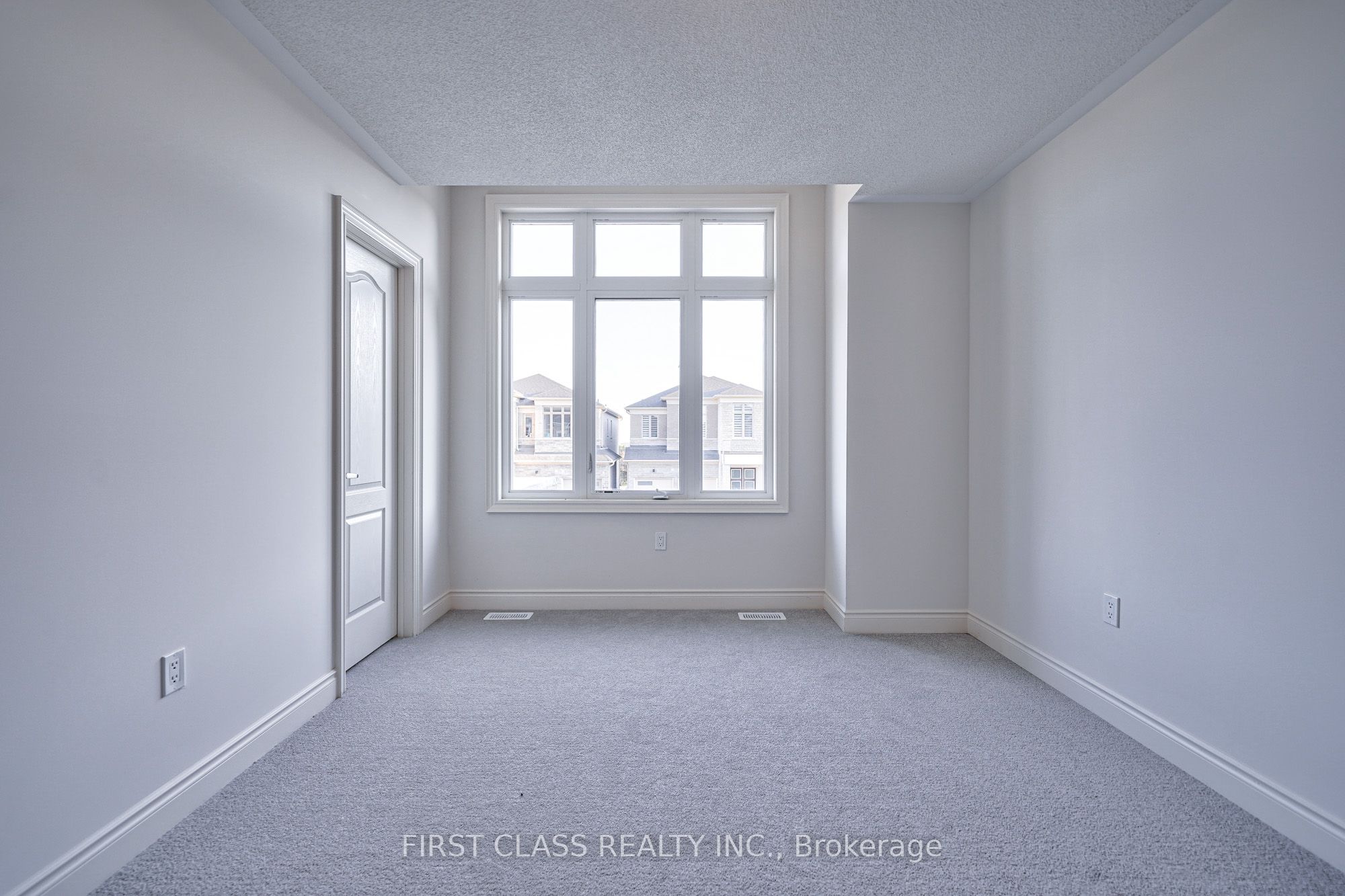 325 Boundary Boulevard Property Photo 27