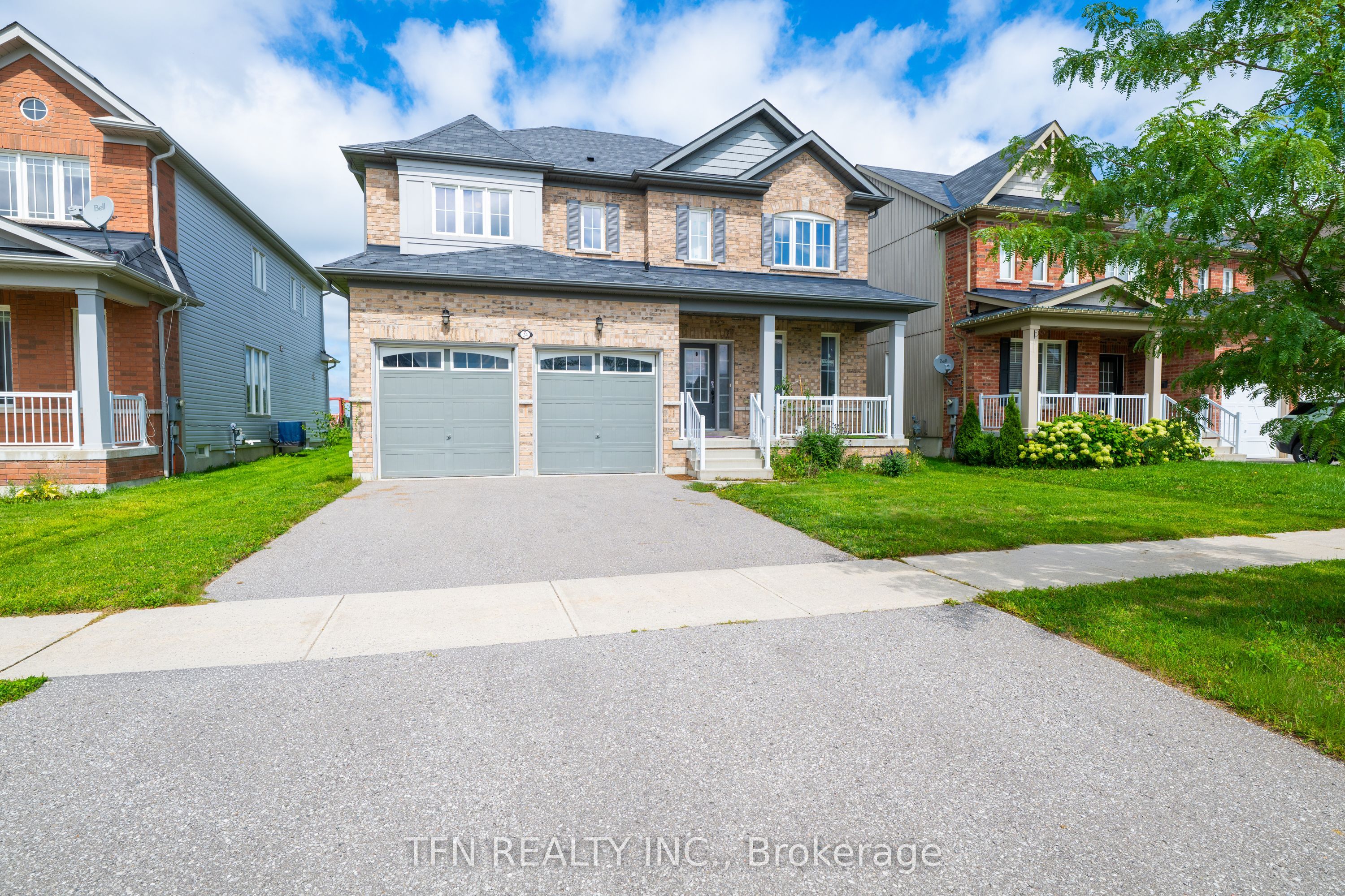 24 Don Hadden Crescent Property Photo 1