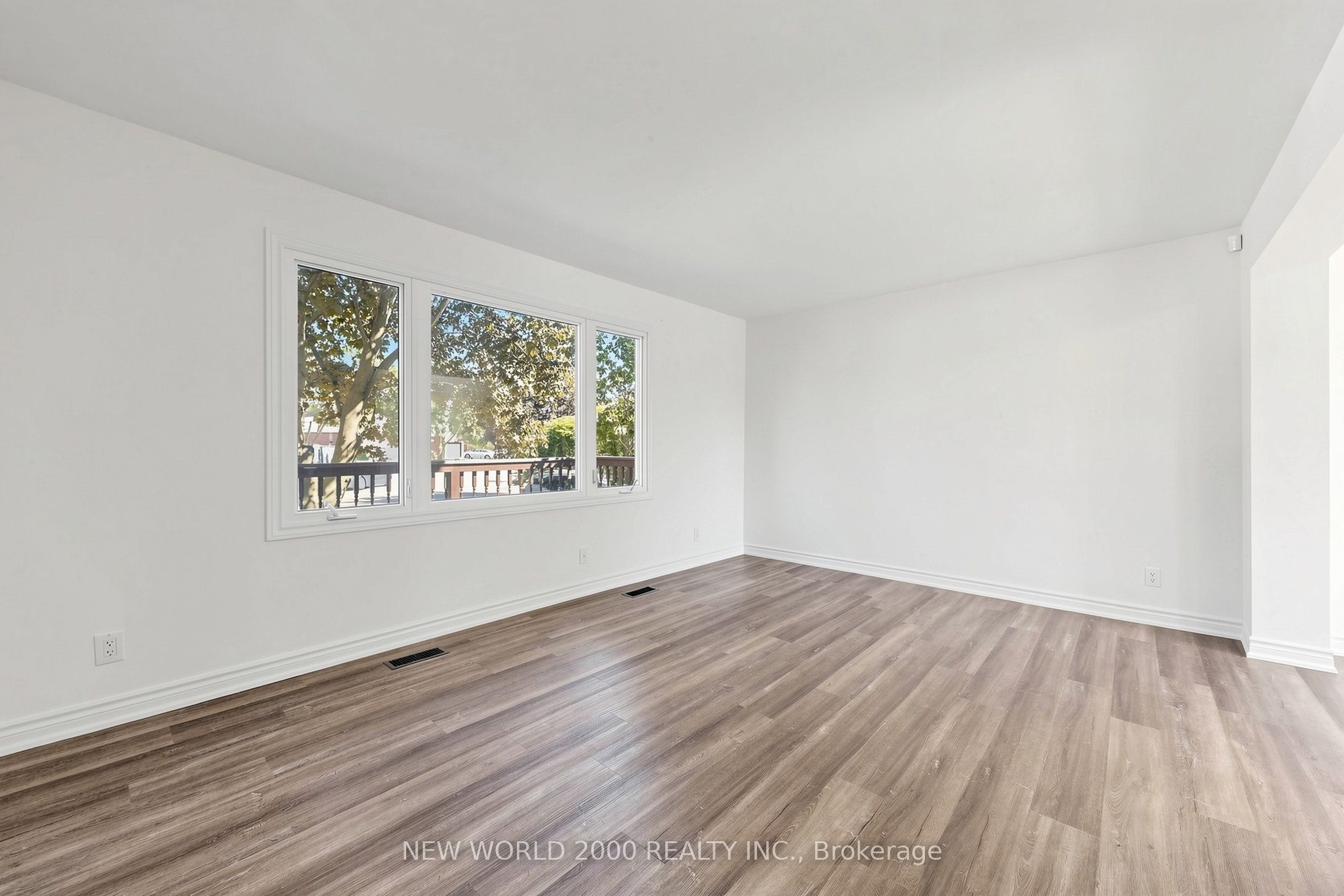10 Buce Avenue Property Photo 3