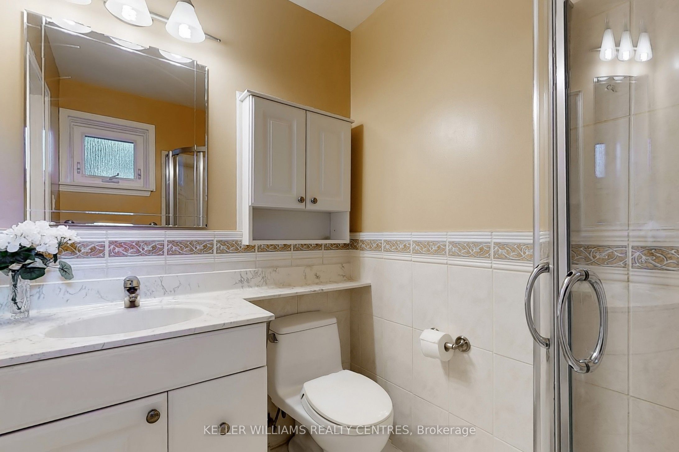 27 Hawthorne Lane Property Photo 20