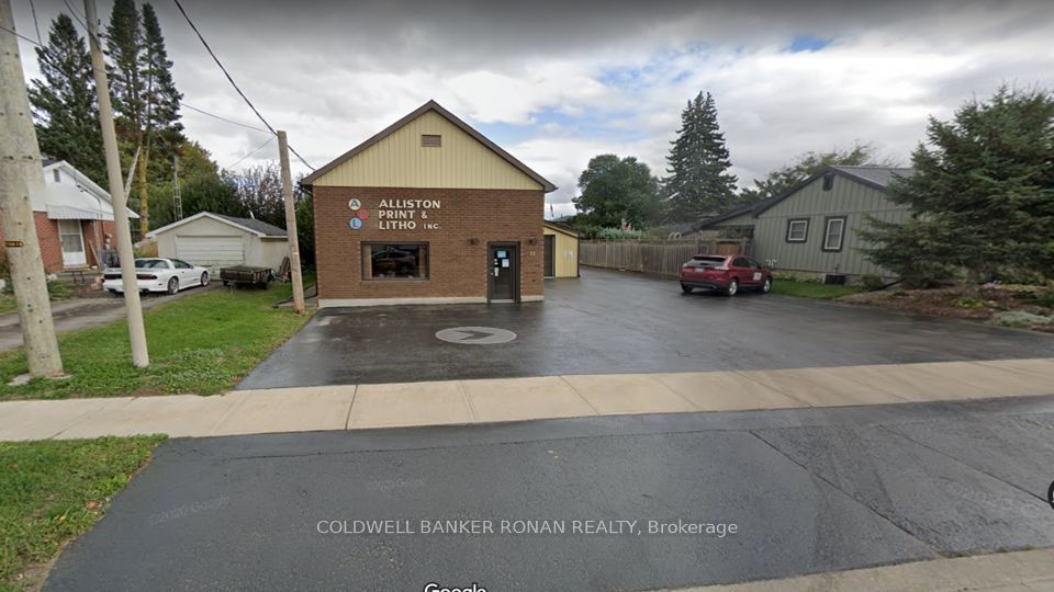 83 Dufferin Street Property Photo 2