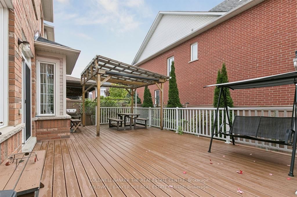 768 E Millard Street E Property Photo 5