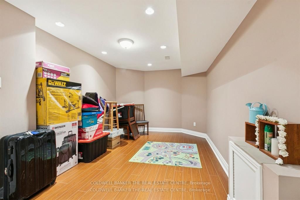 768 E Millard Street E Property Photo 22