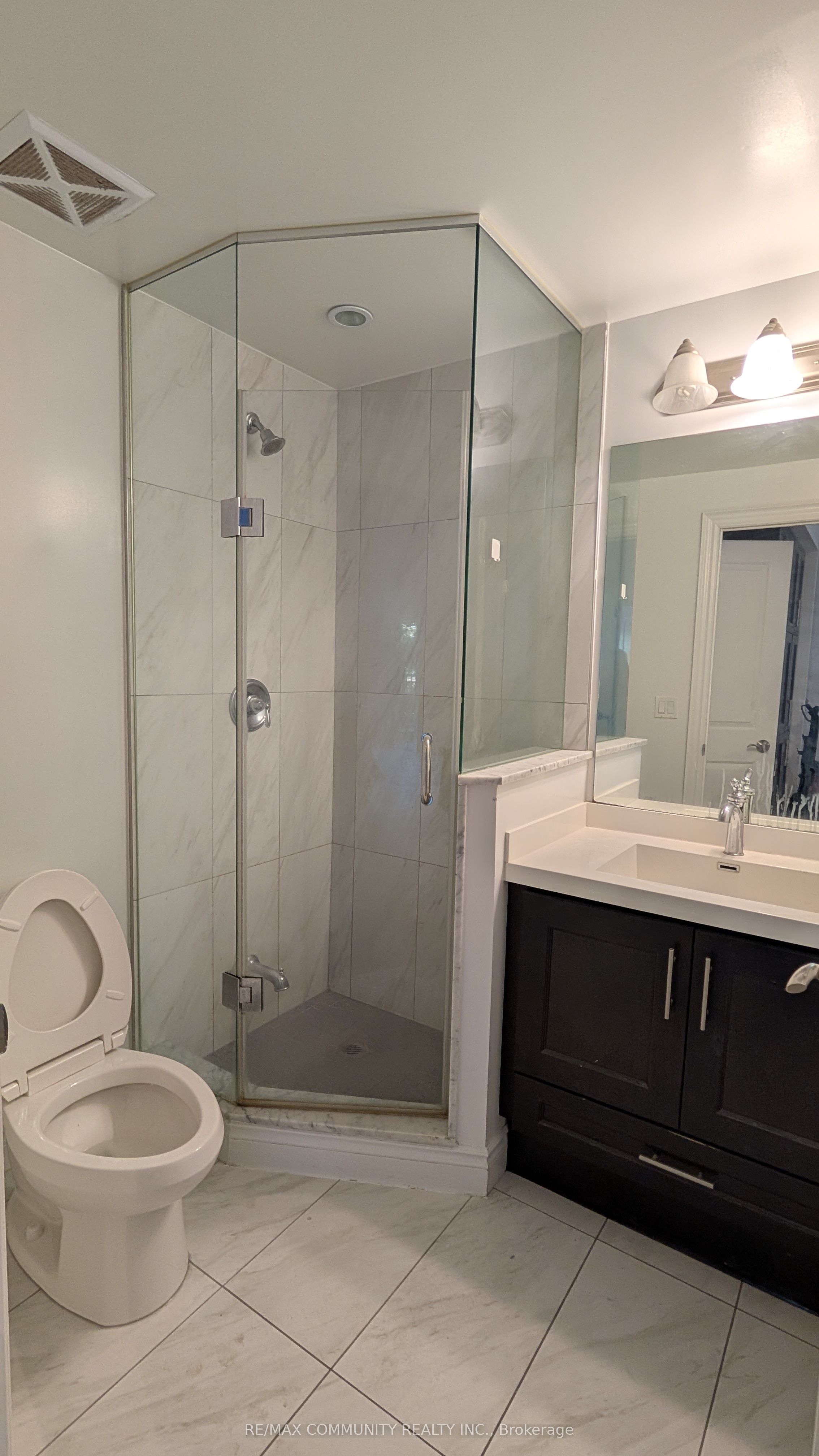 38 Cedarland Drive C105 Property Photo 4