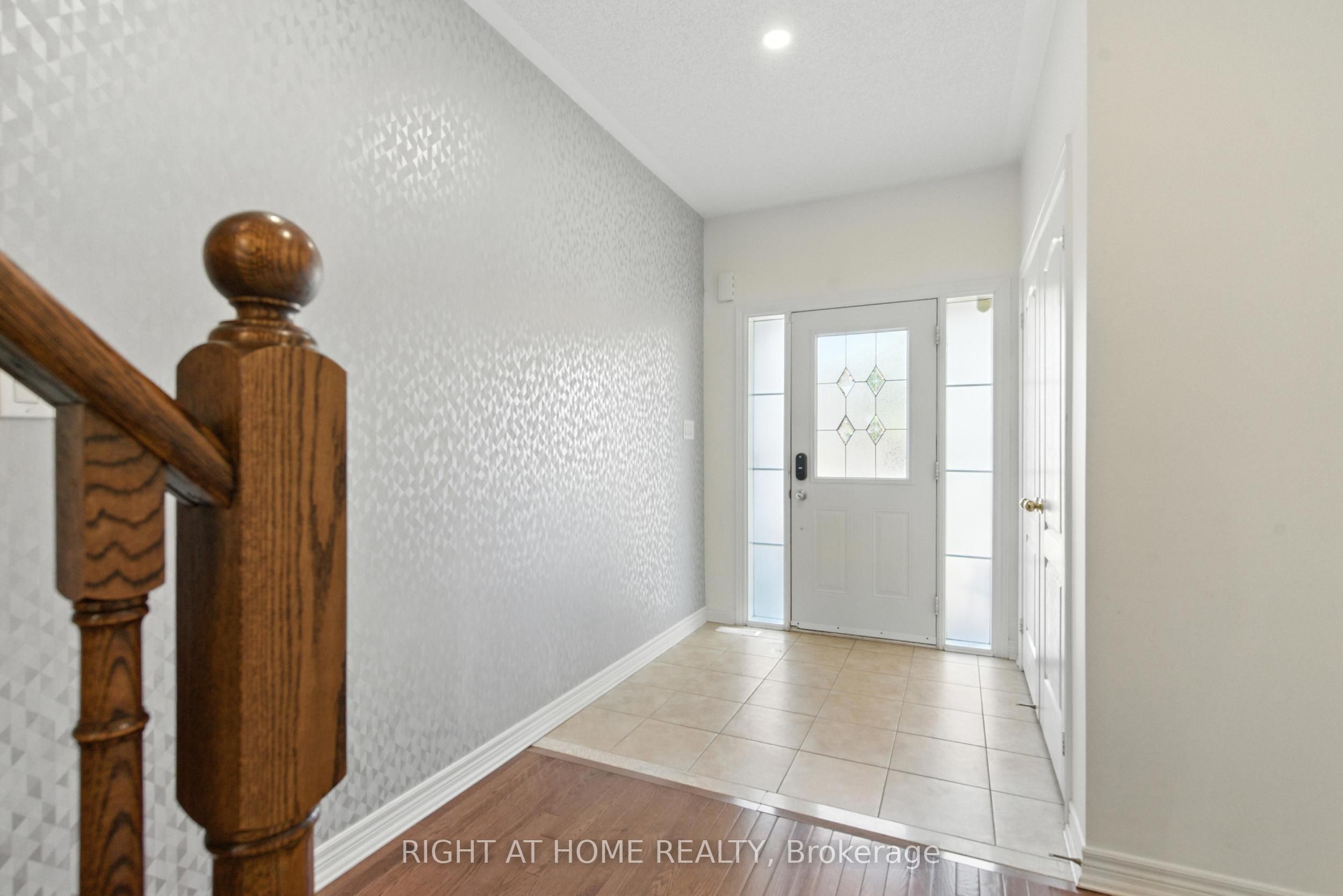 215 Canada Drive Property Photo 4