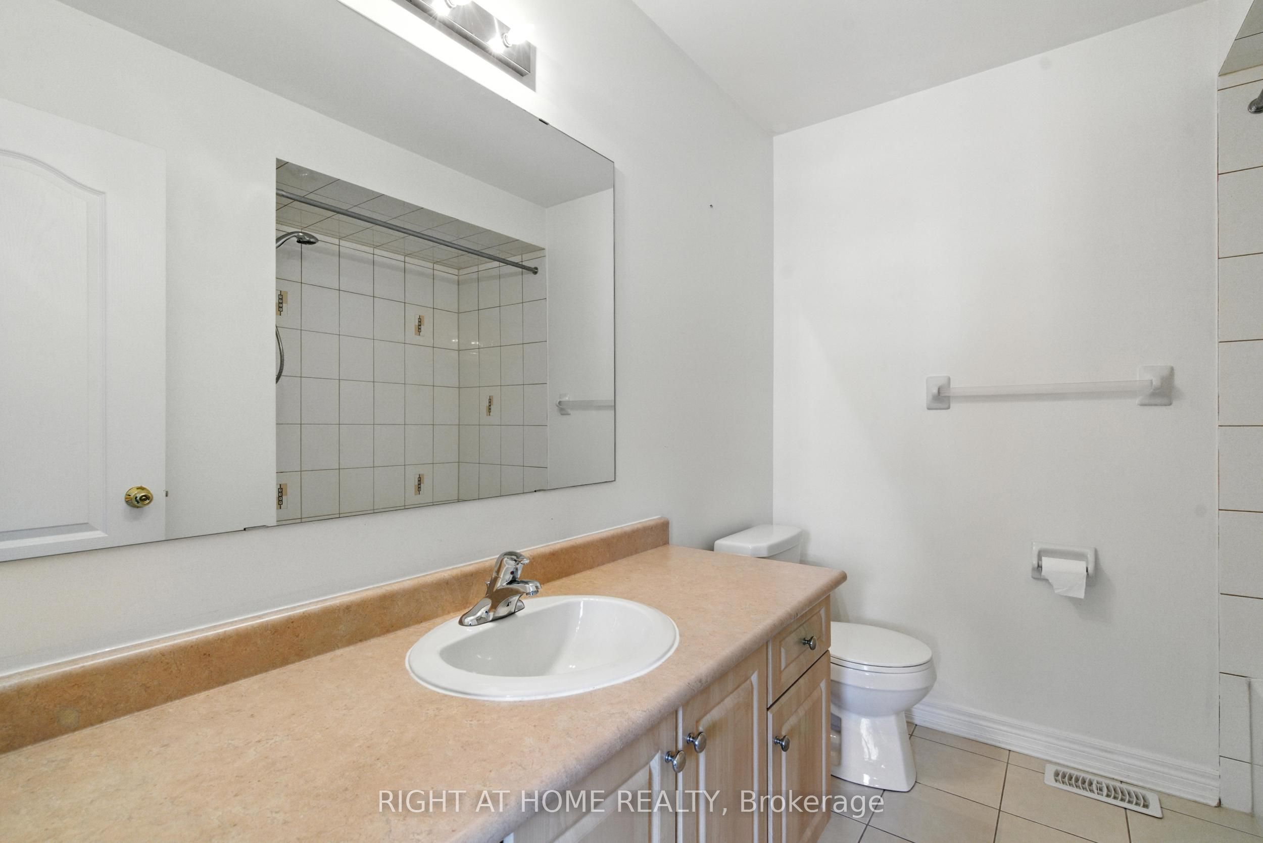 215 Canada Drive Property Photo 21