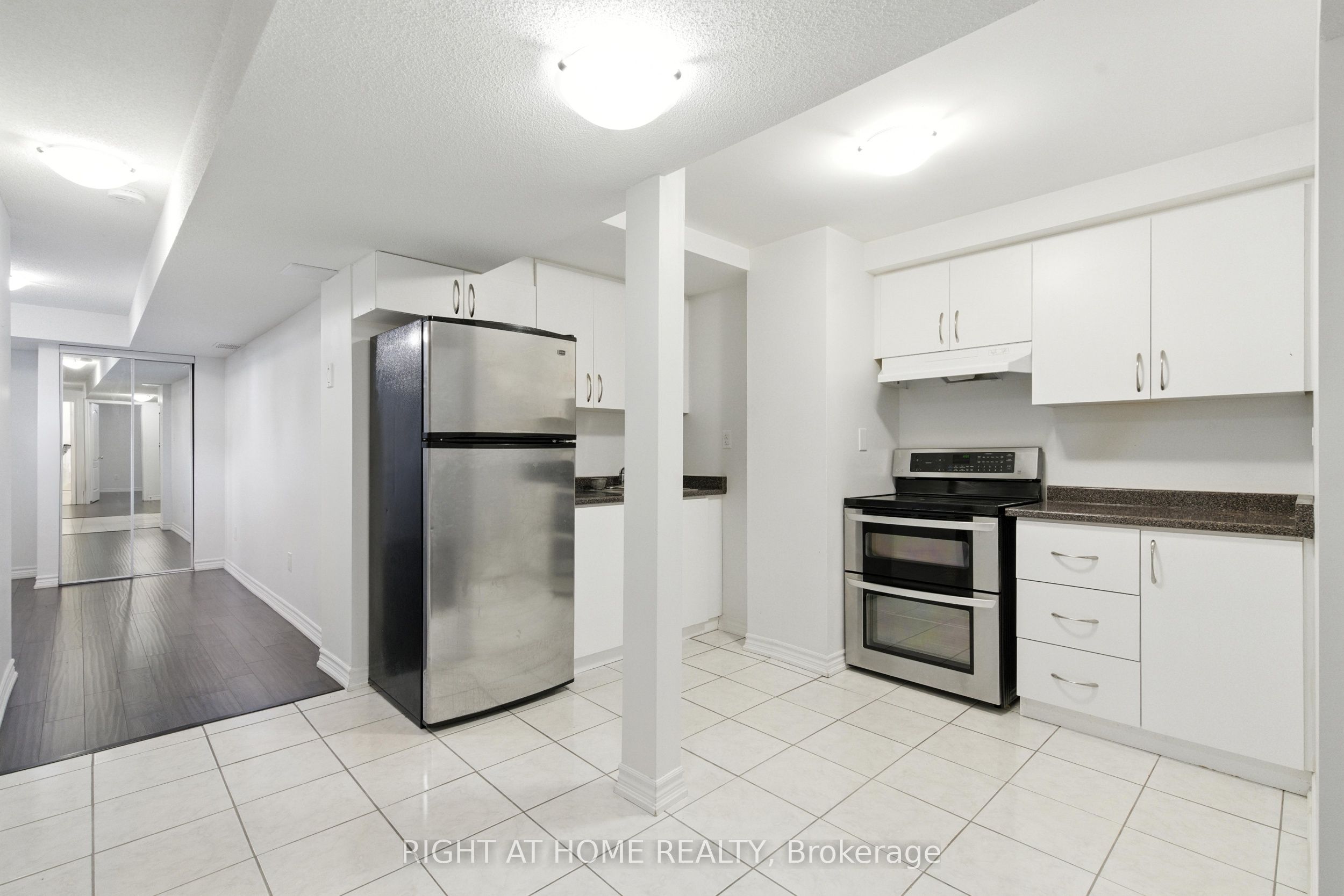 215 Canada Drive Property Photo 26
