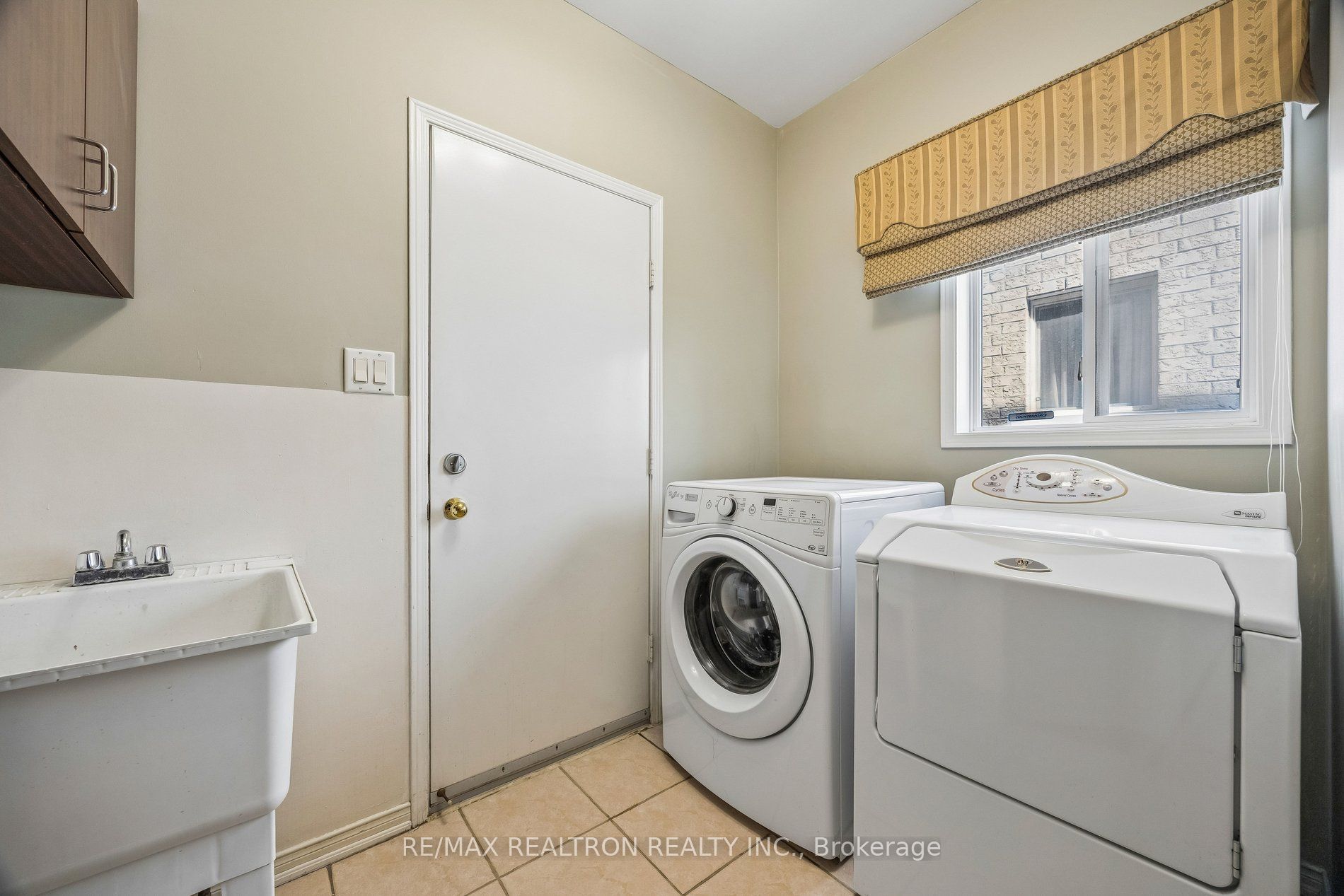 9 Kimono Crescent Property Photo 18