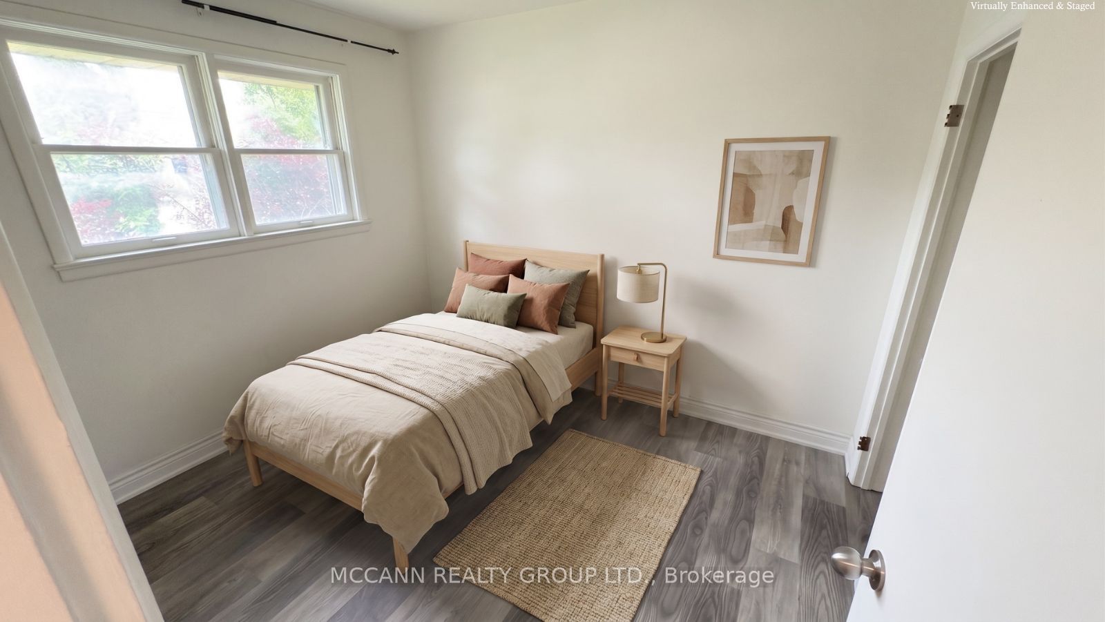 562 Mulock Court A Property Photo 11