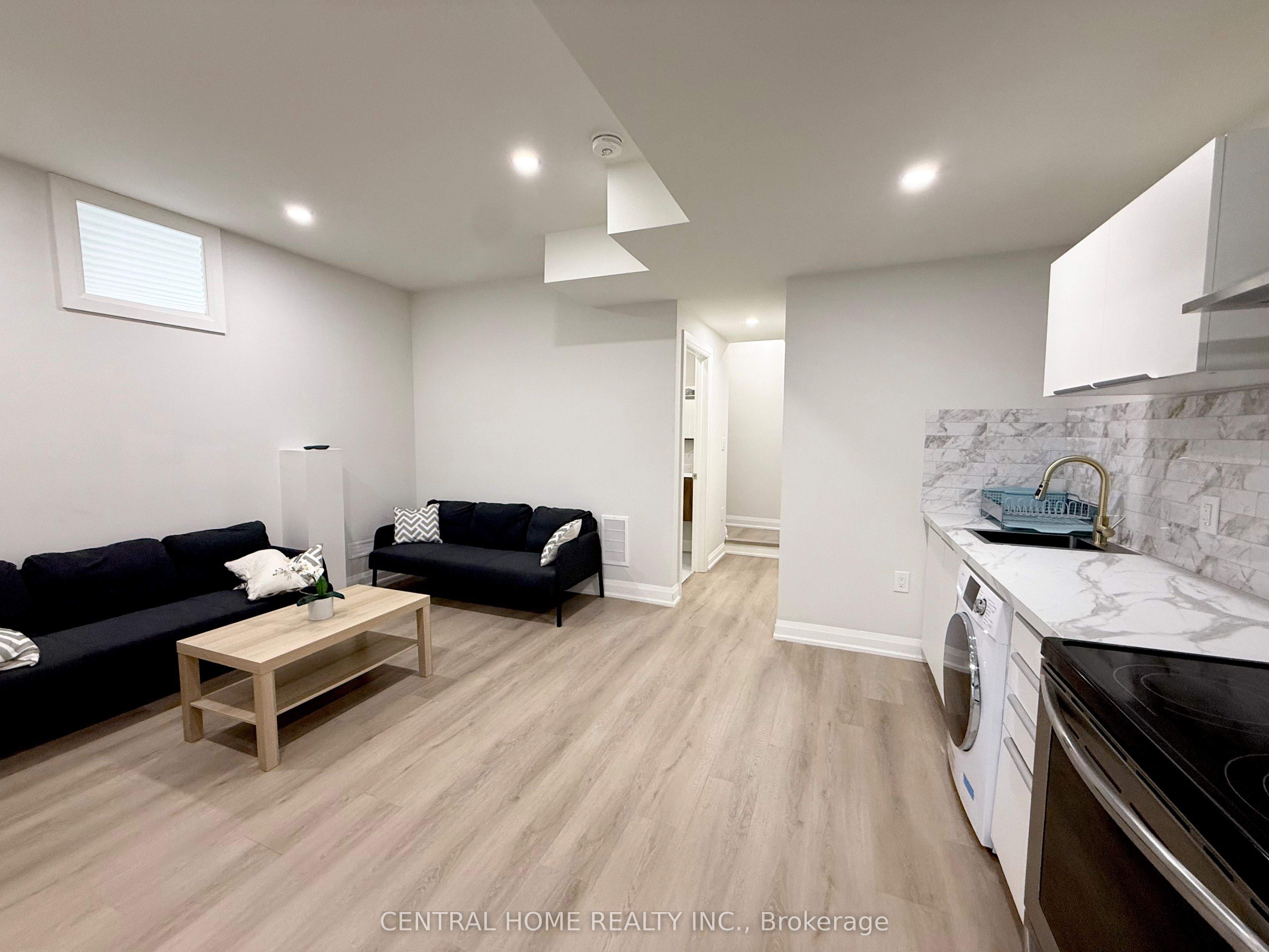 2954 Elgin Mills Road E Property Photo 2