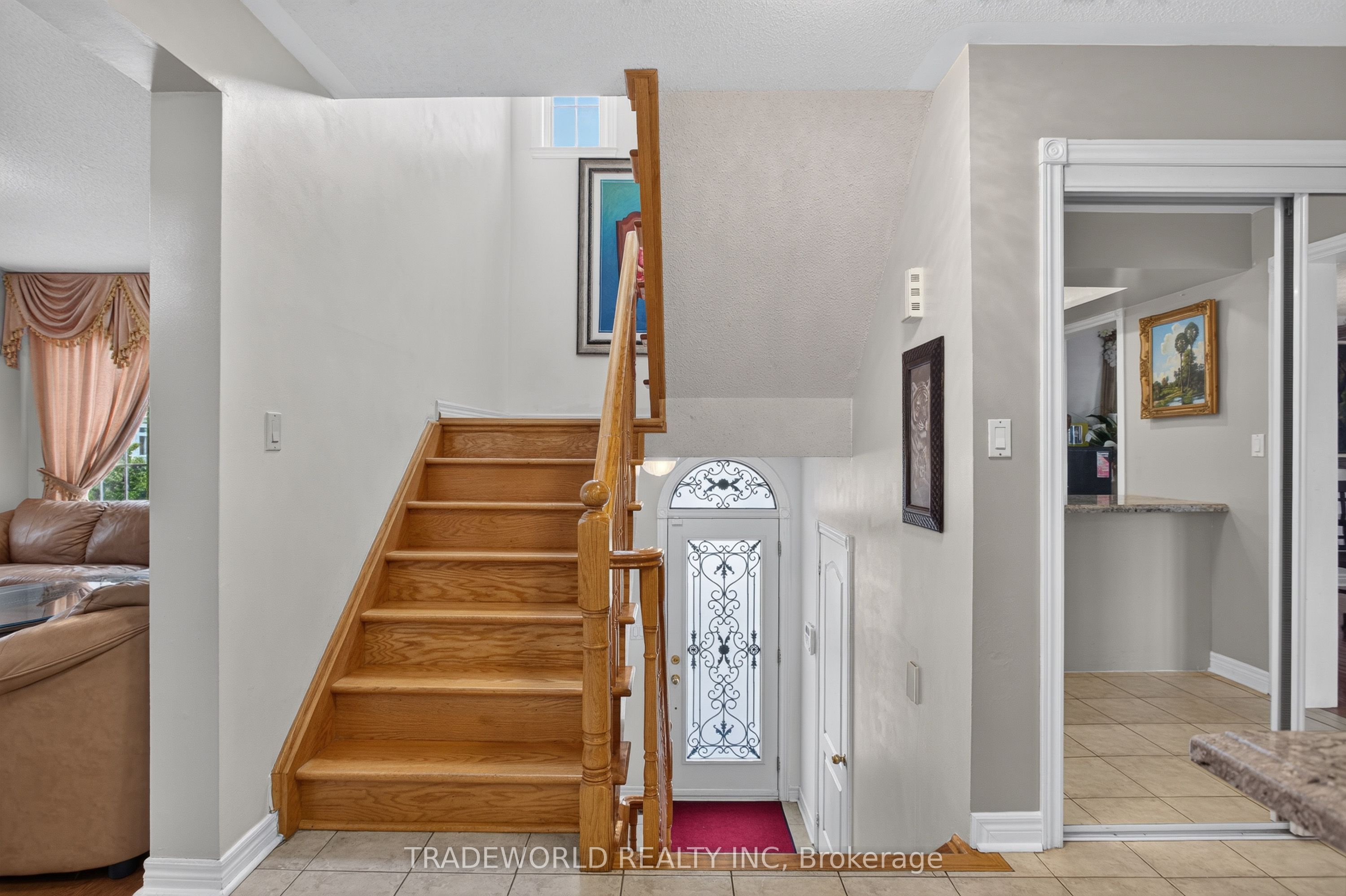 68 Grand Valley Boulevard Property Photo 20