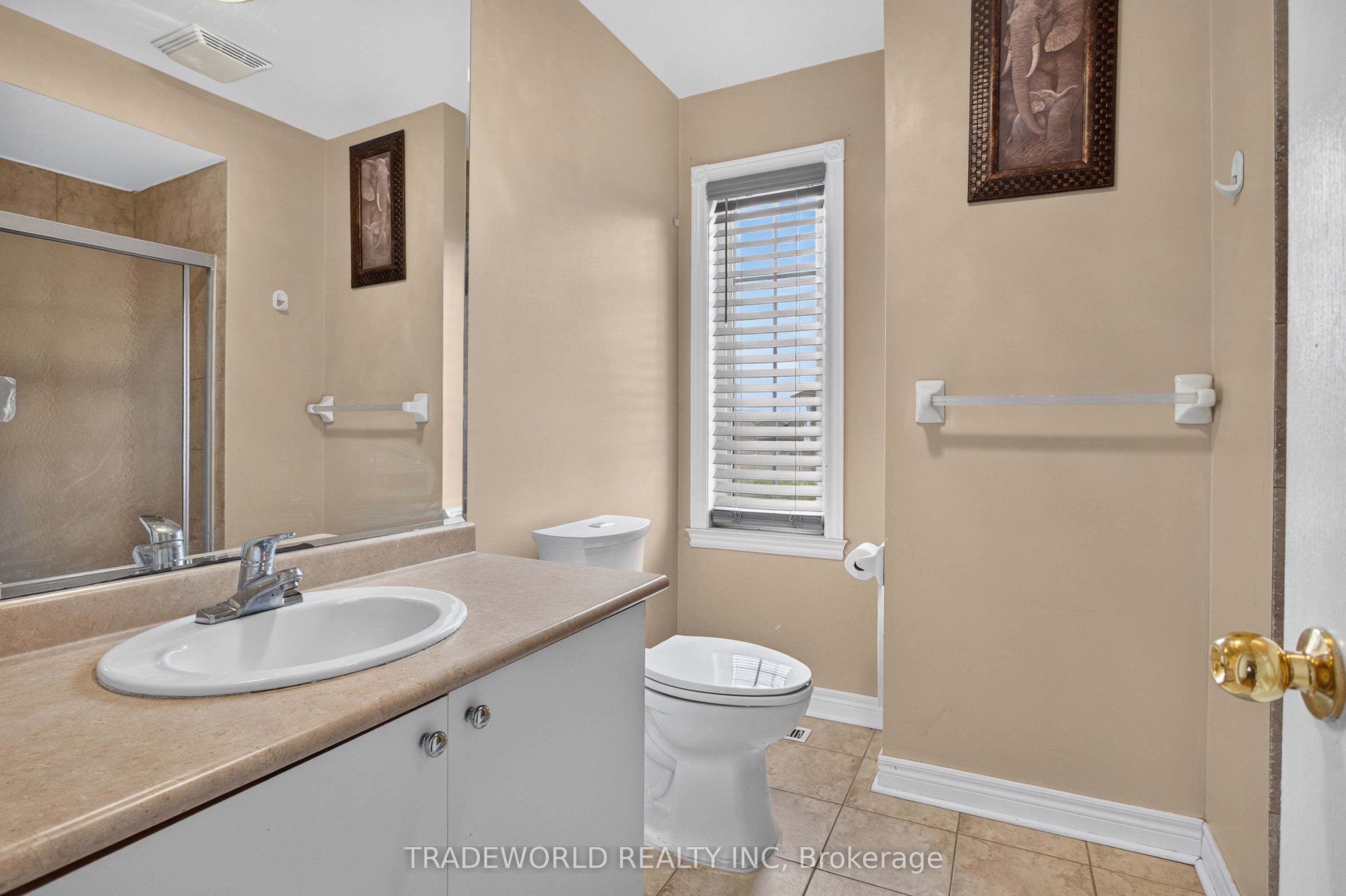 68 Grand Valley Boulevard Property Photo 28