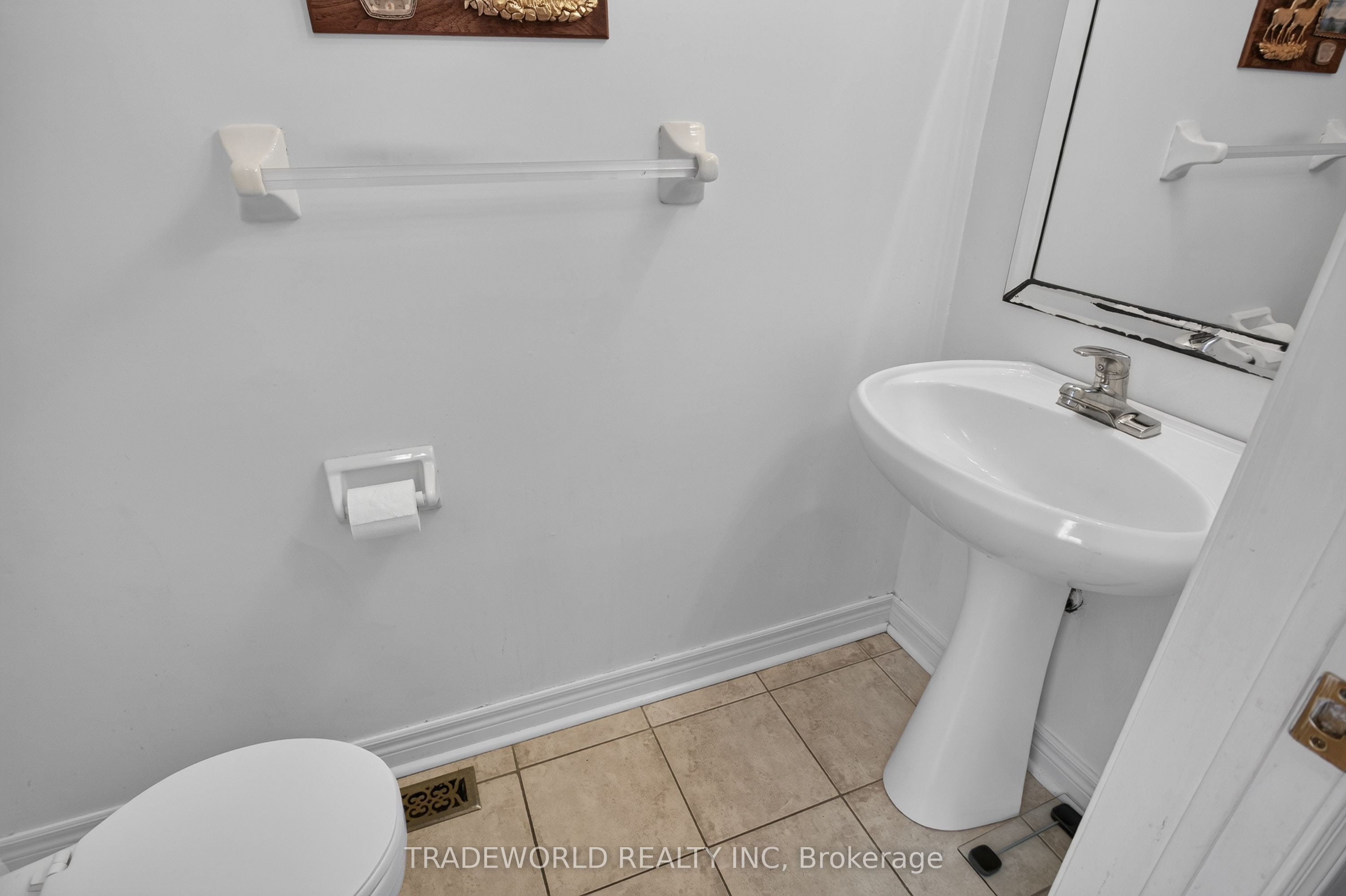 68 Grand Valley Boulevard Property Photo 29