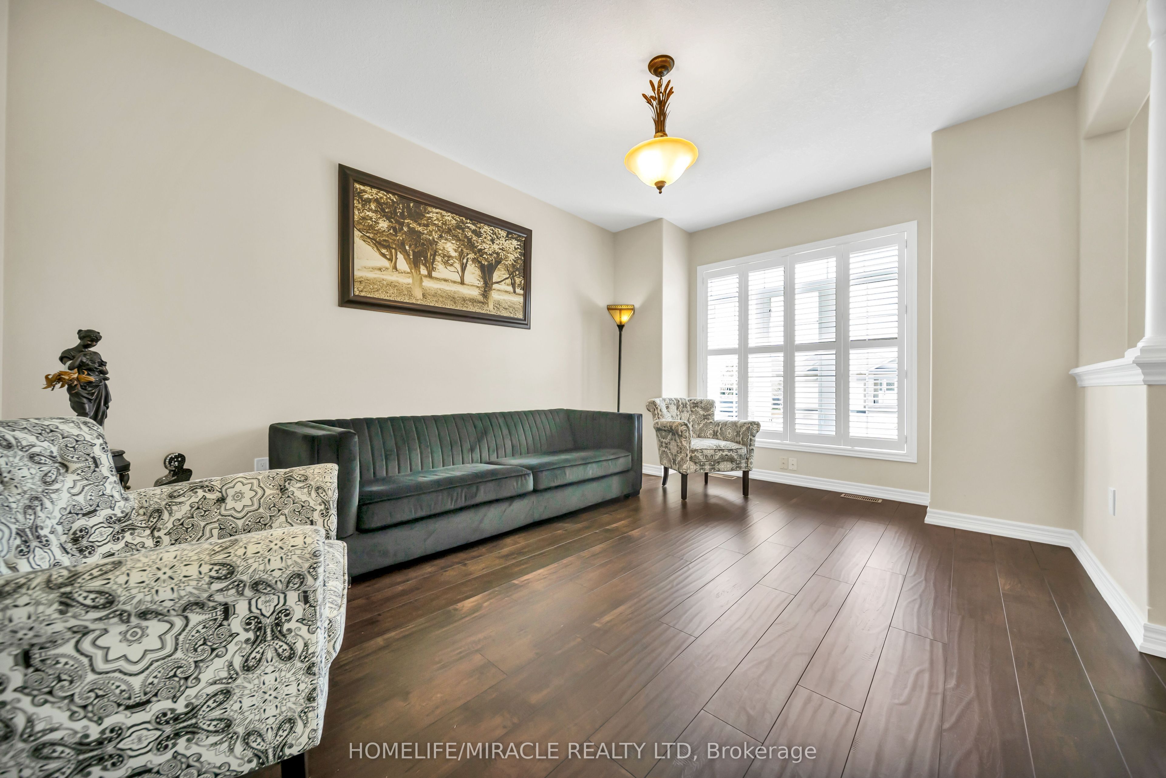57 Bronze Crescent Property Photo 7