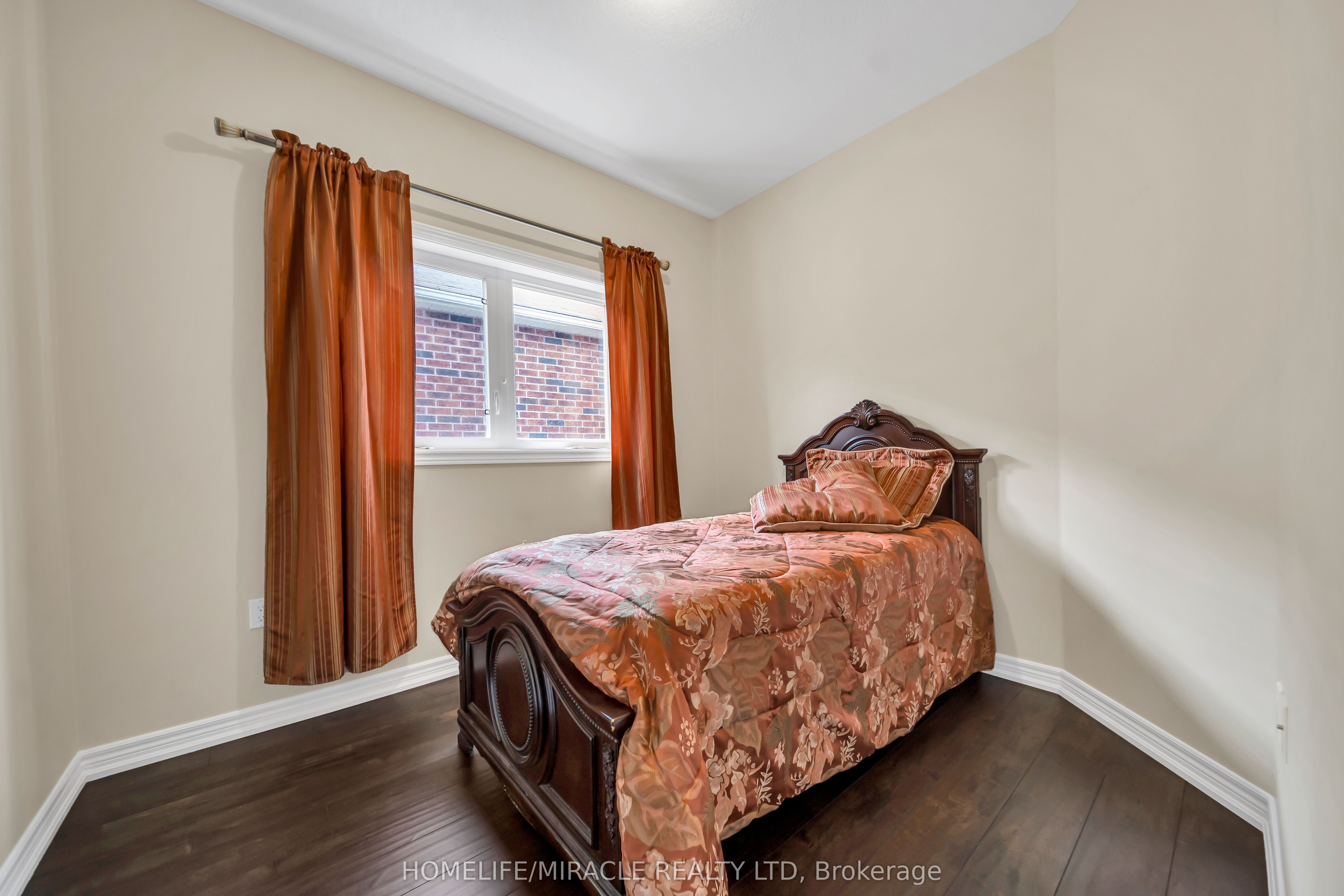 57 Bronze Crescent Property Photo 22