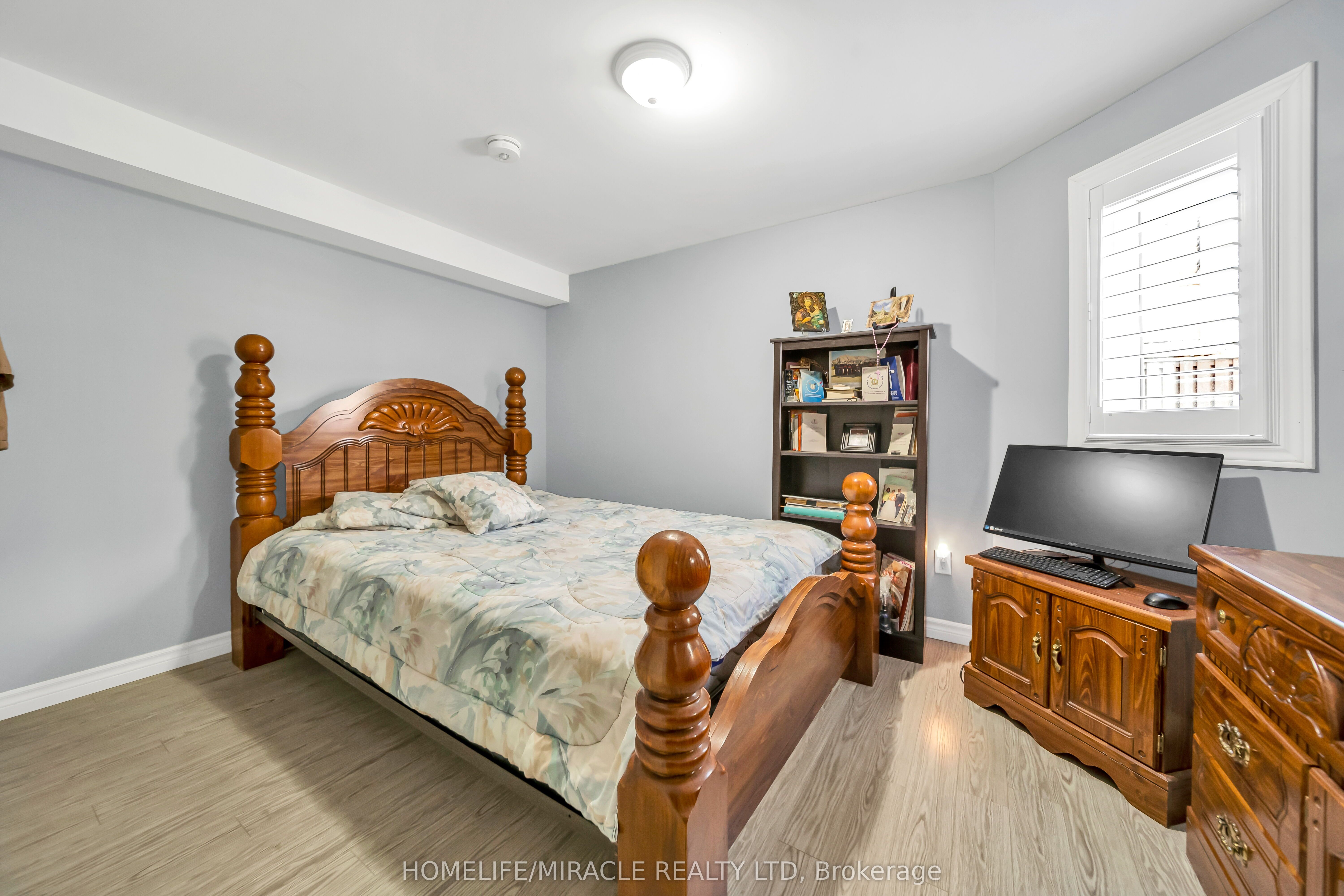 57 Bronze Crescent Property Photo 38