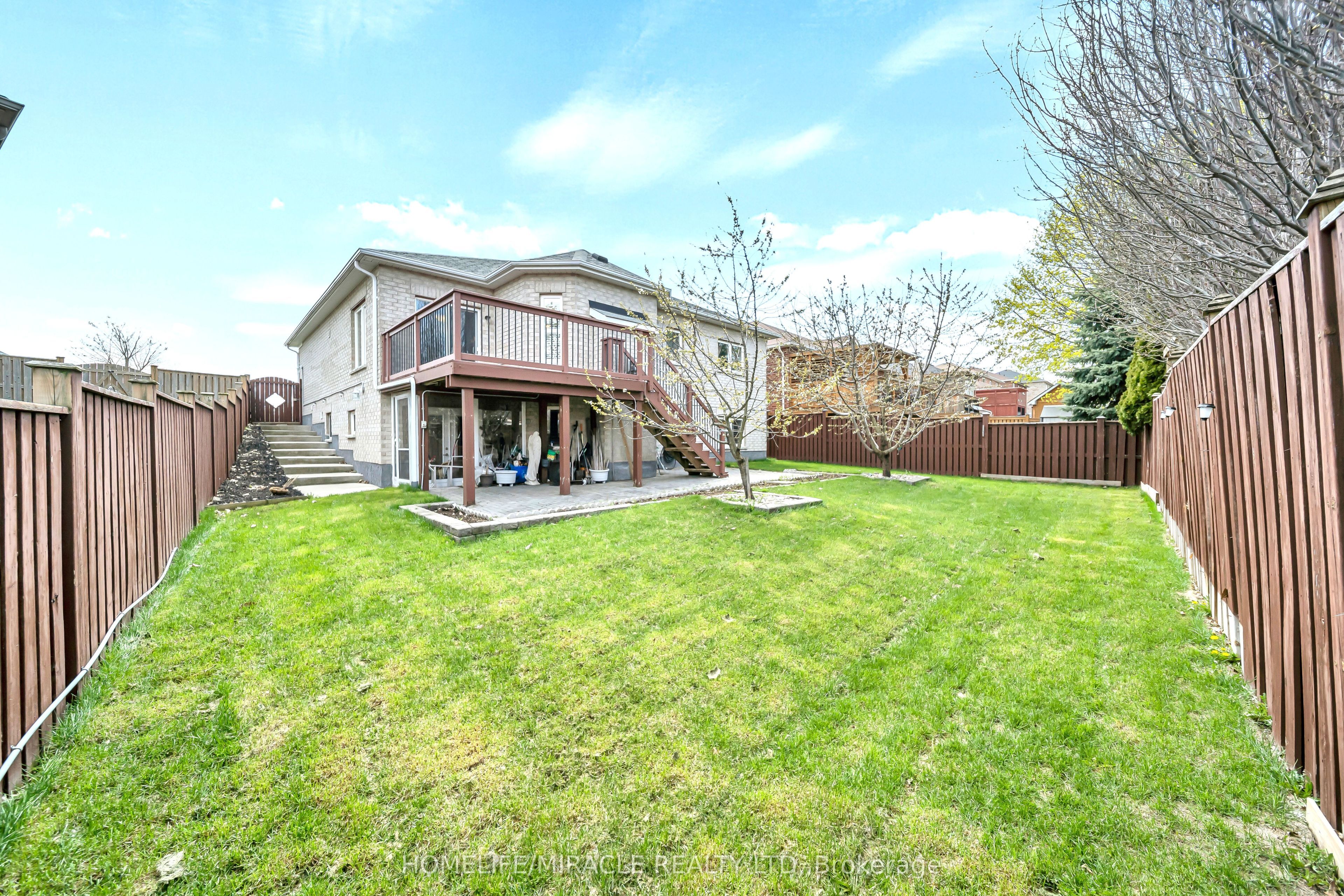 57 Bronze Crescent Property Photo 44