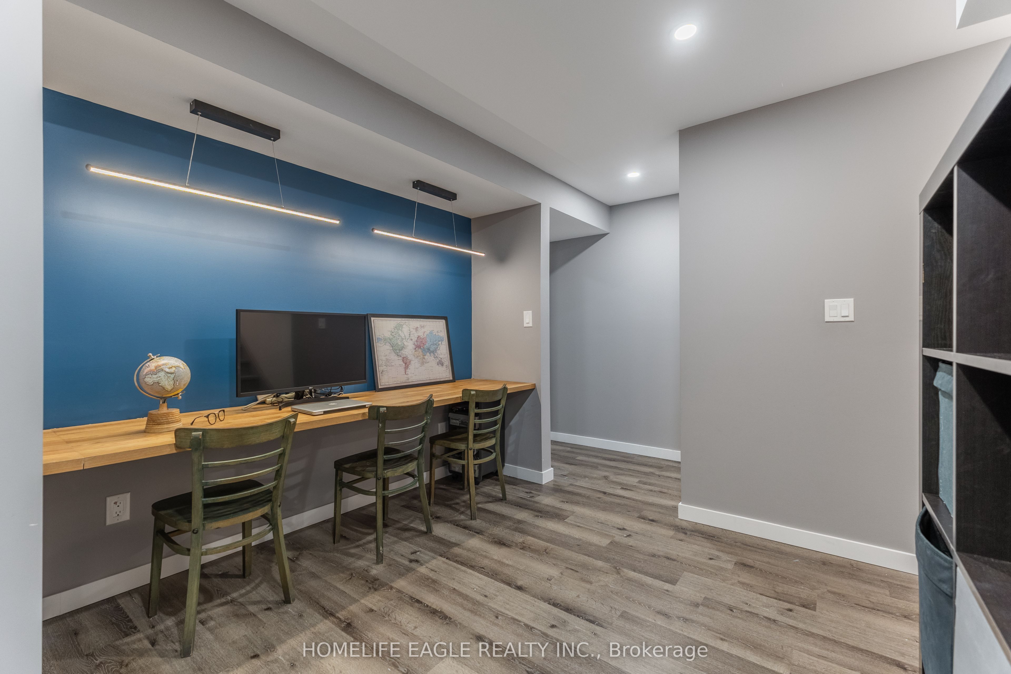 58 Tesla Crescent Property Photo 19