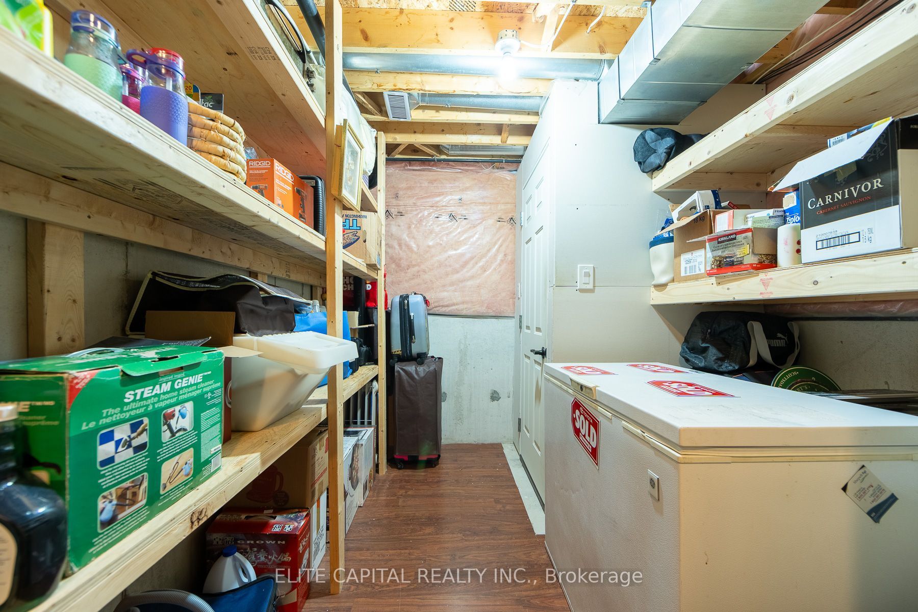 405 King Street E Property Photo 14