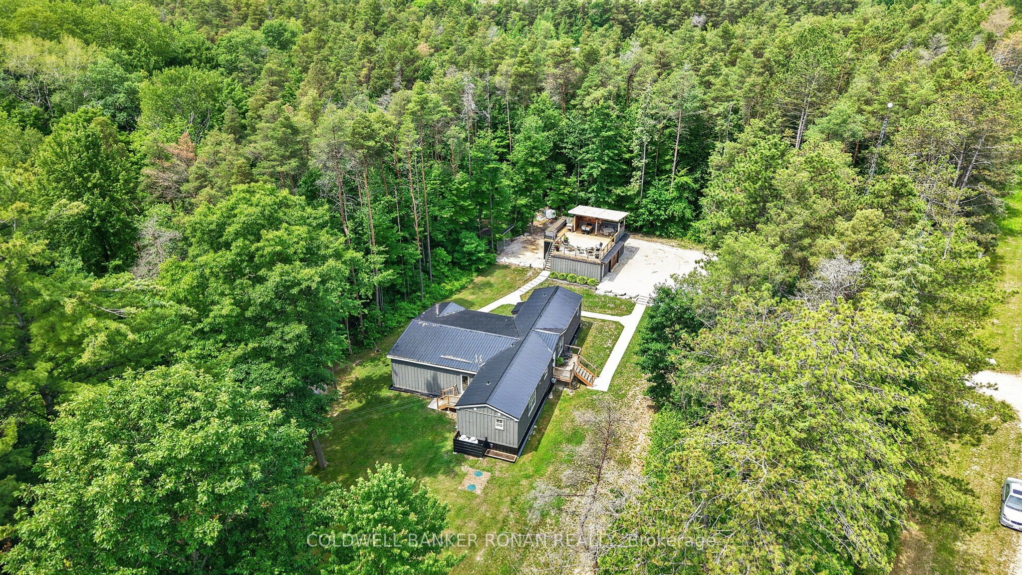 9087 Webster Road Property Photo 1
