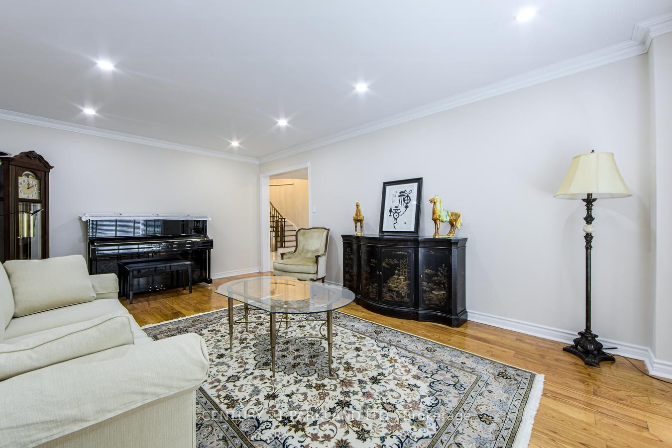 112 Strathearn Avenue Property Photo 5