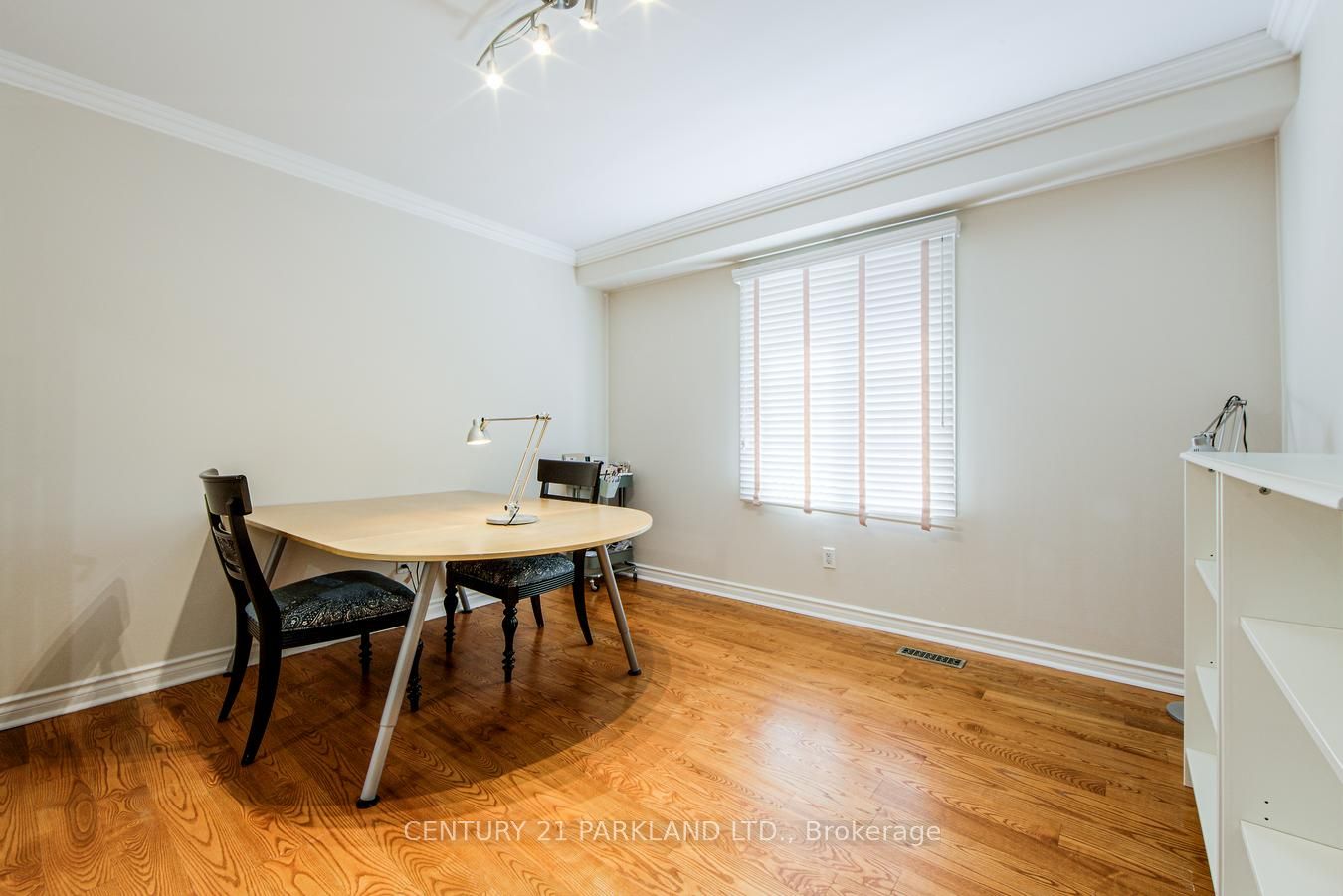 112 Strathearn Avenue Property Photo 17