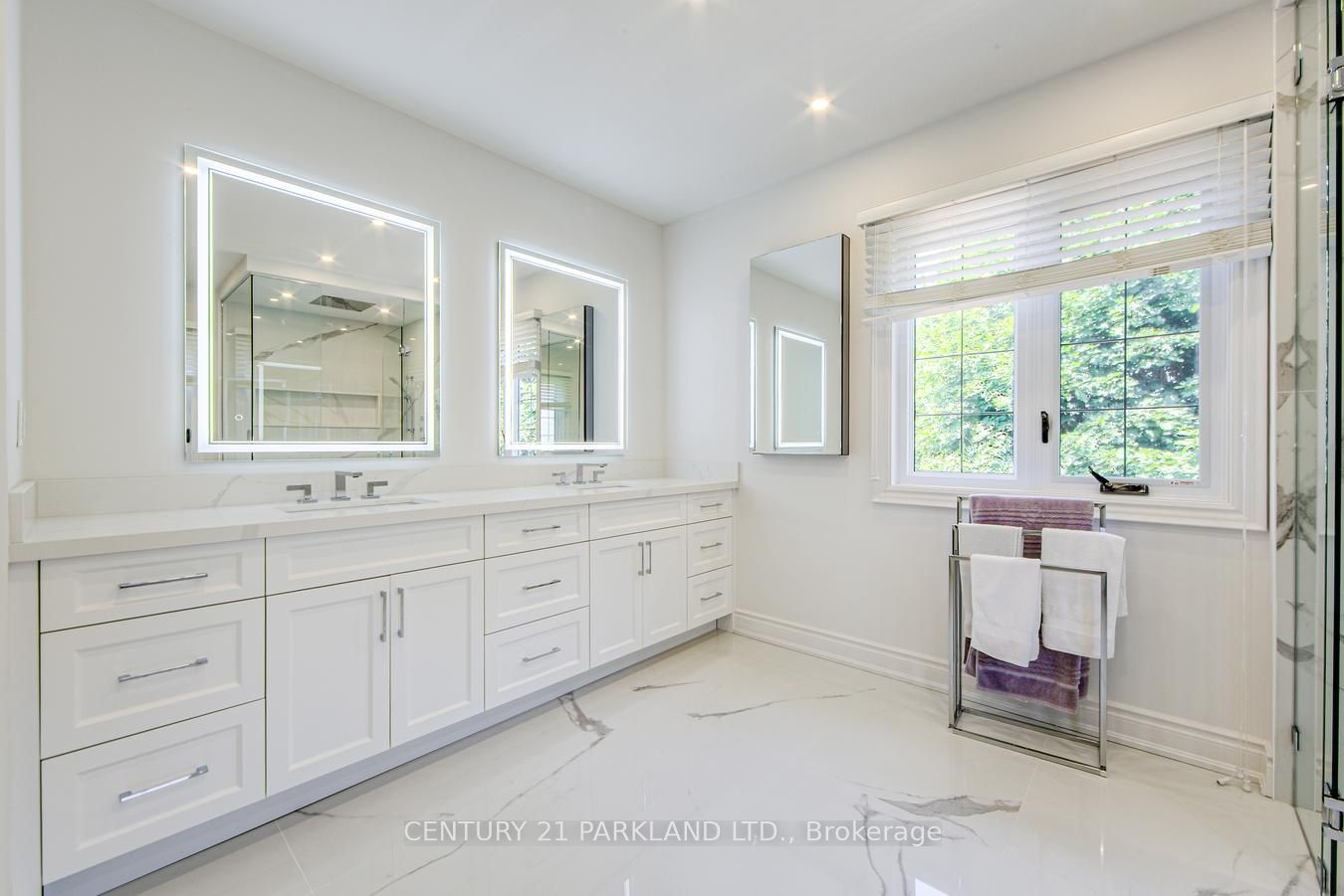112 Strathearn Avenue Property Photo 25