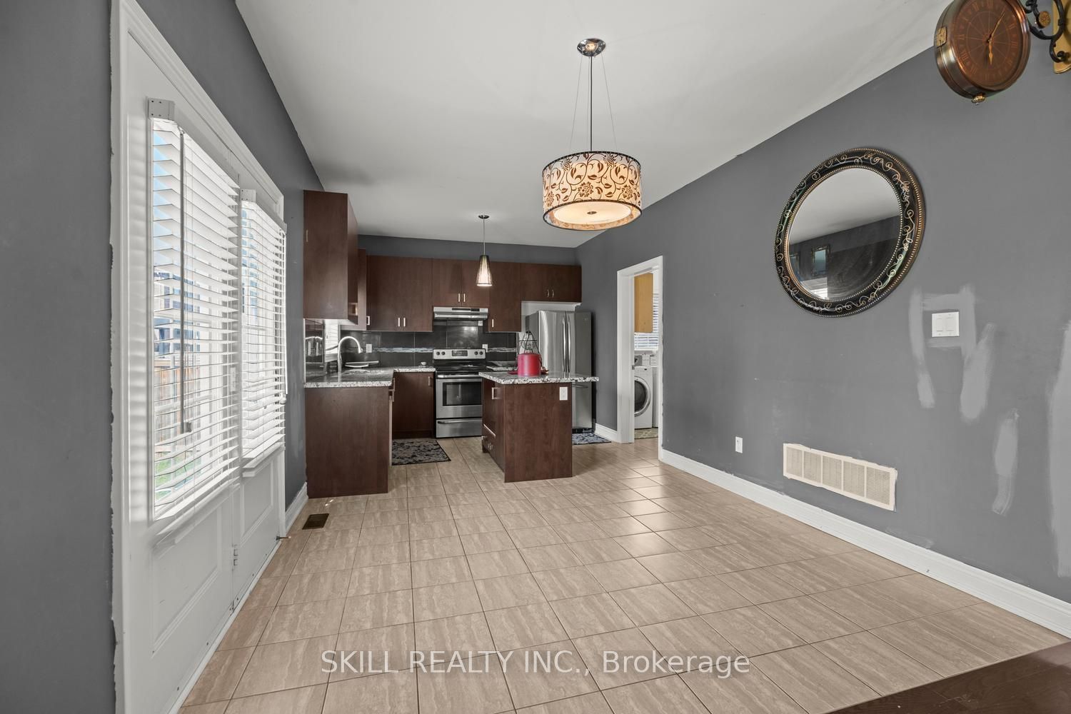1390 Dallman Street Property Photo 23