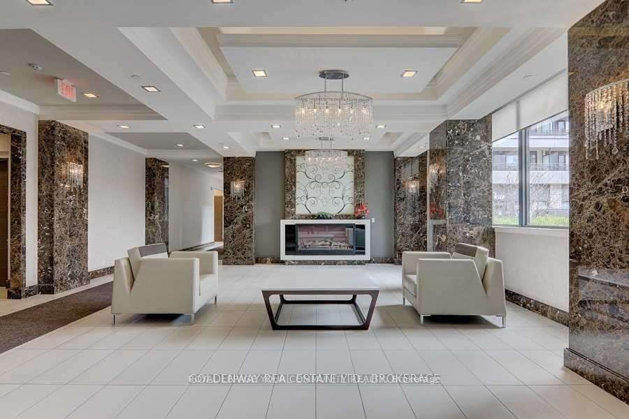 370 Highway 7 E 315 Property Photo 2