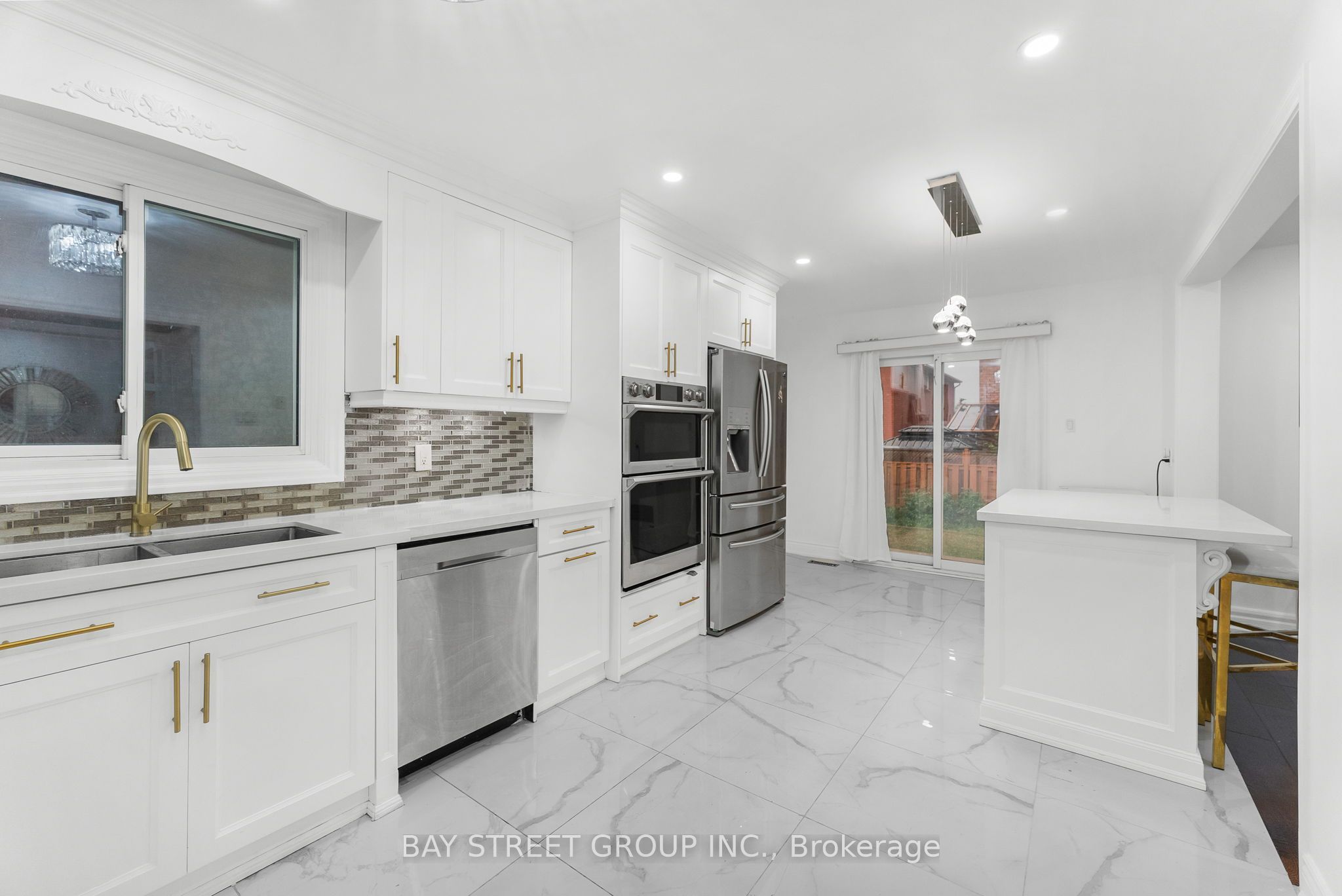 34 Lamp Crescent Property Photo 34