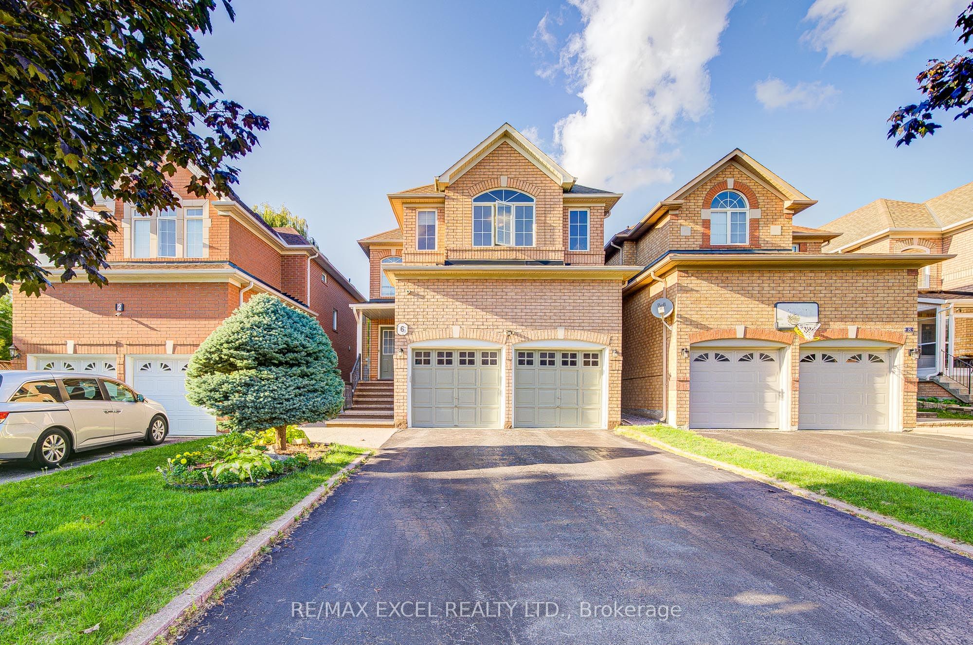 6 Sapphire Drive Property Photo 2