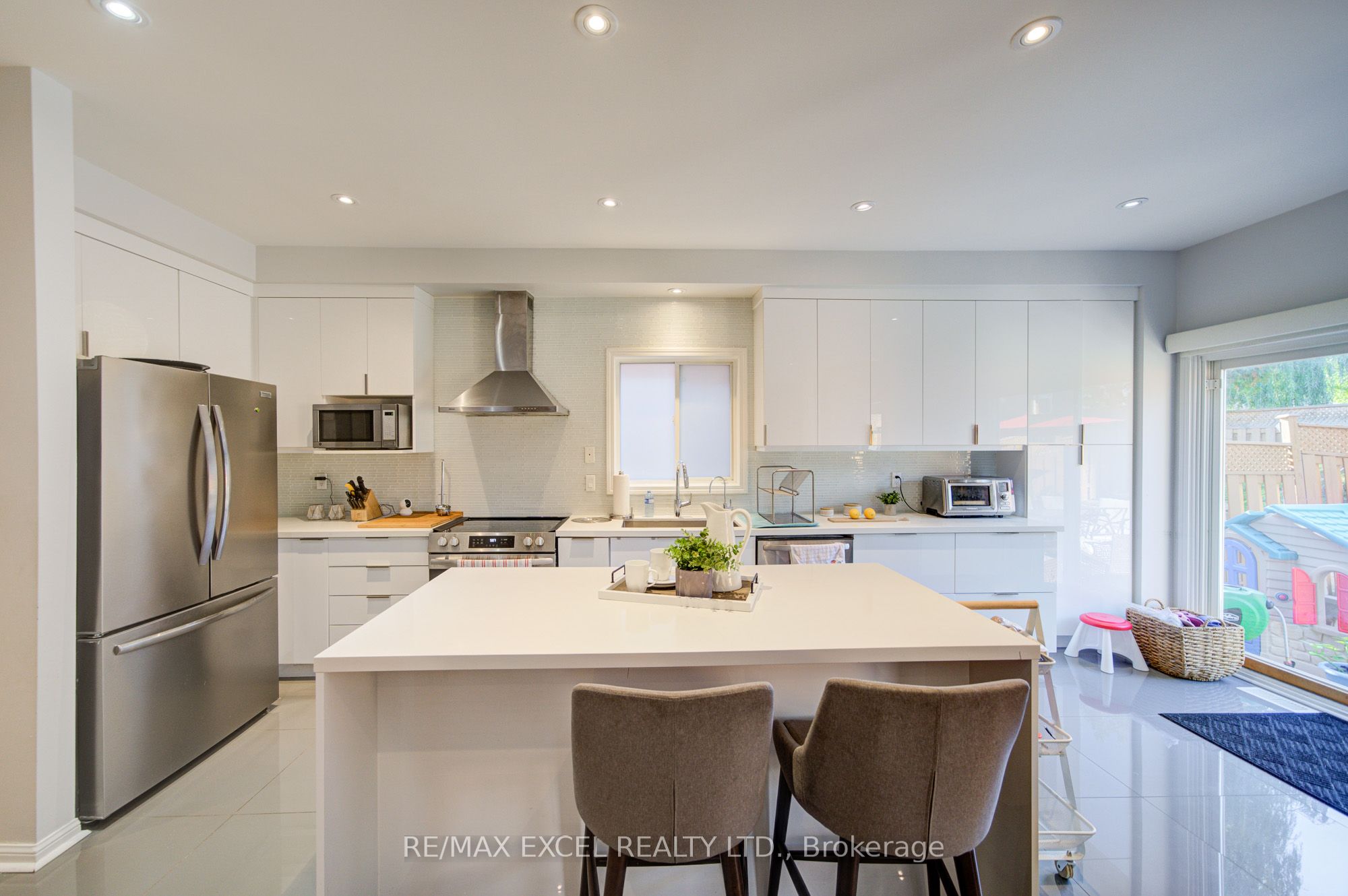 6 Sapphire Drive Property Photo 18