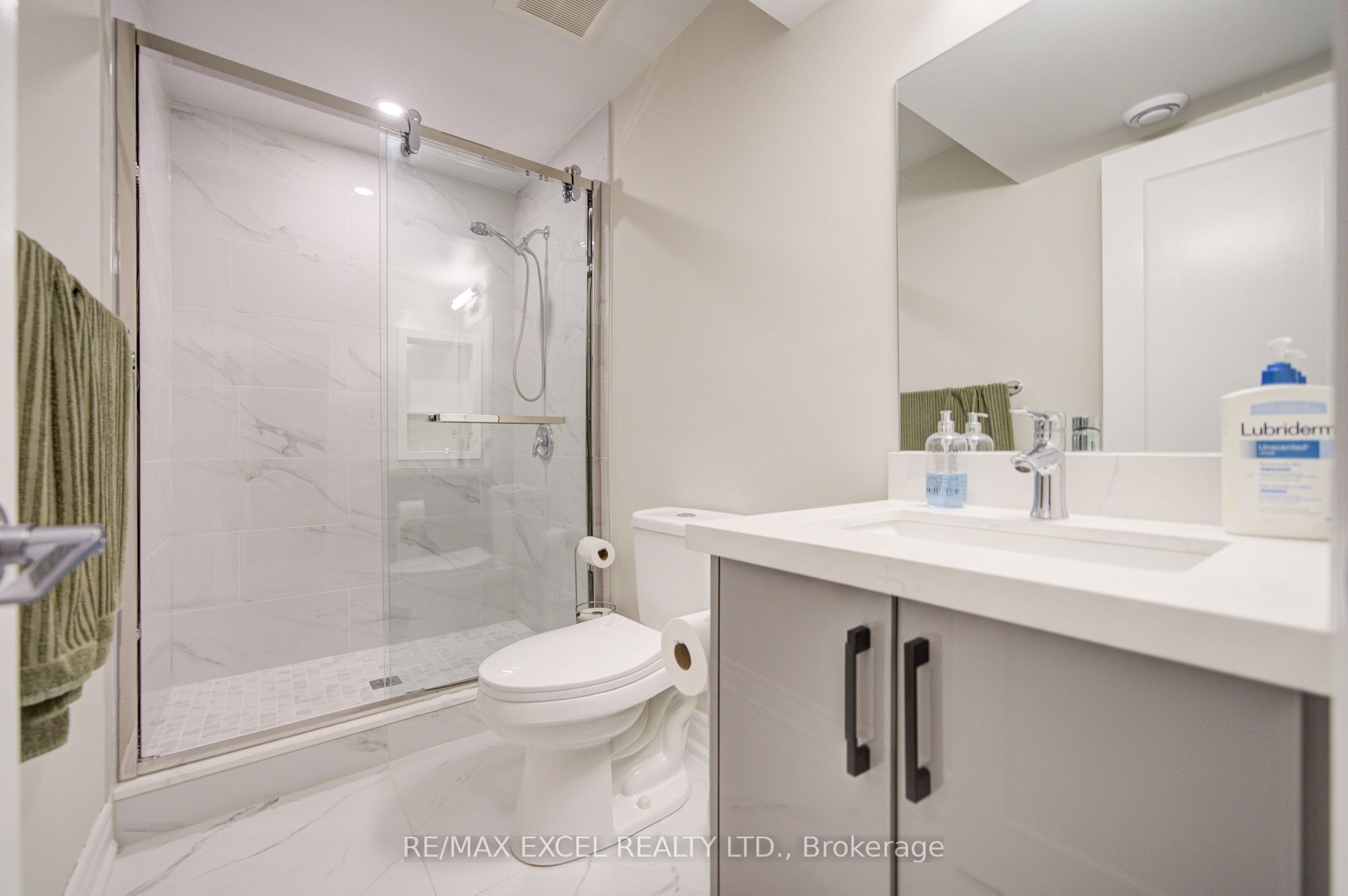 6 Sapphire Drive Property Photo 48