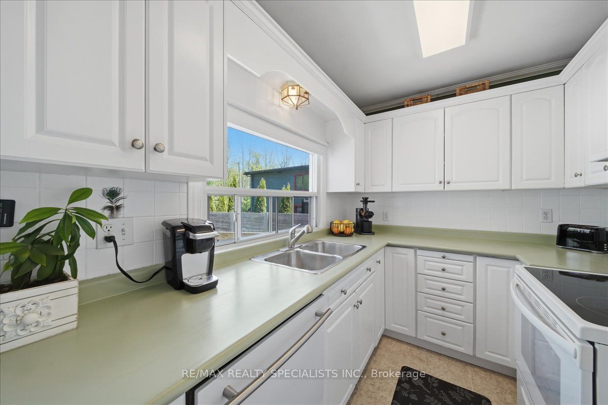 644 Rose Lane Property Photo 23