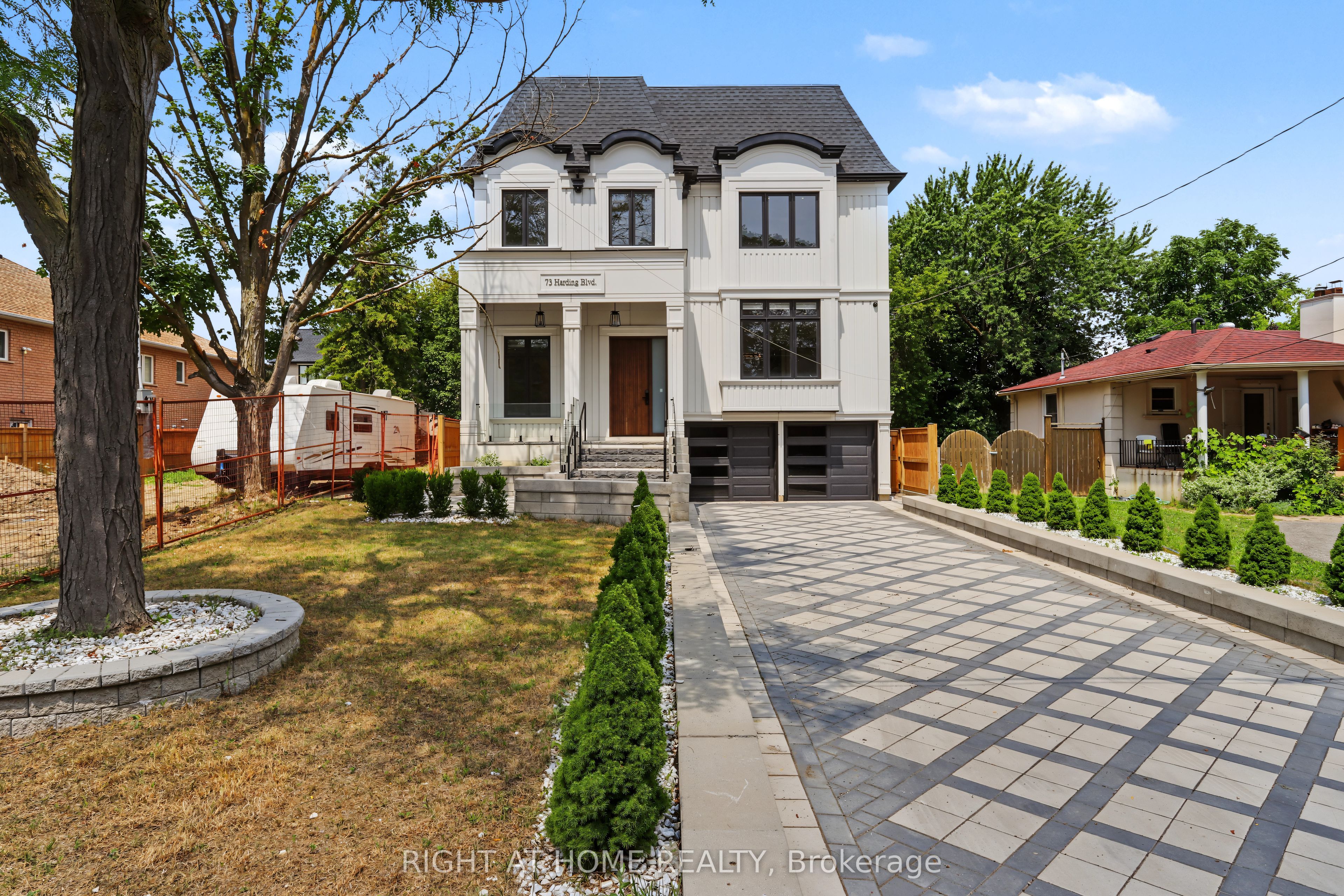 73 Harding Boulevard