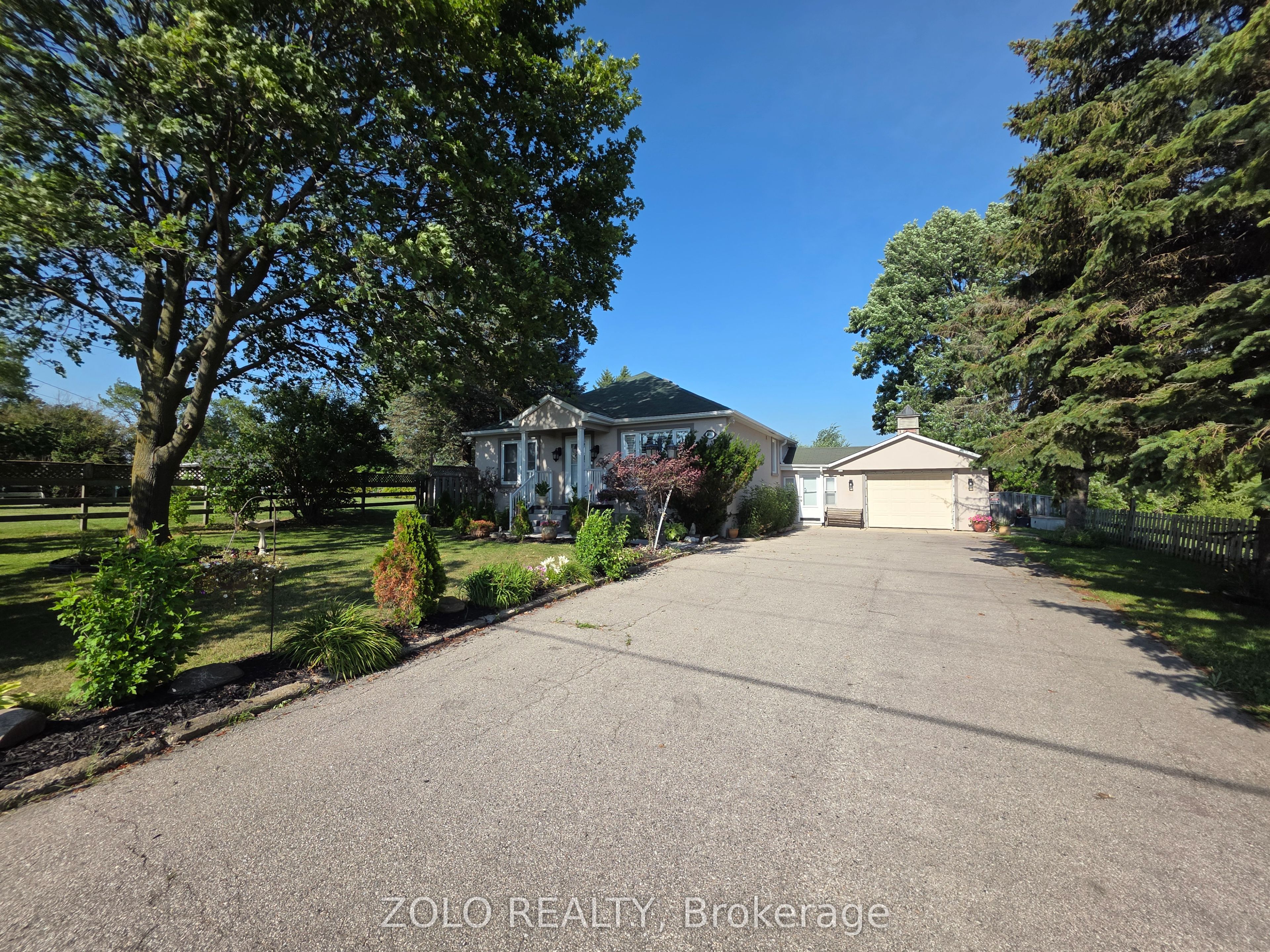 14065 Highway 27 Property Photo 3